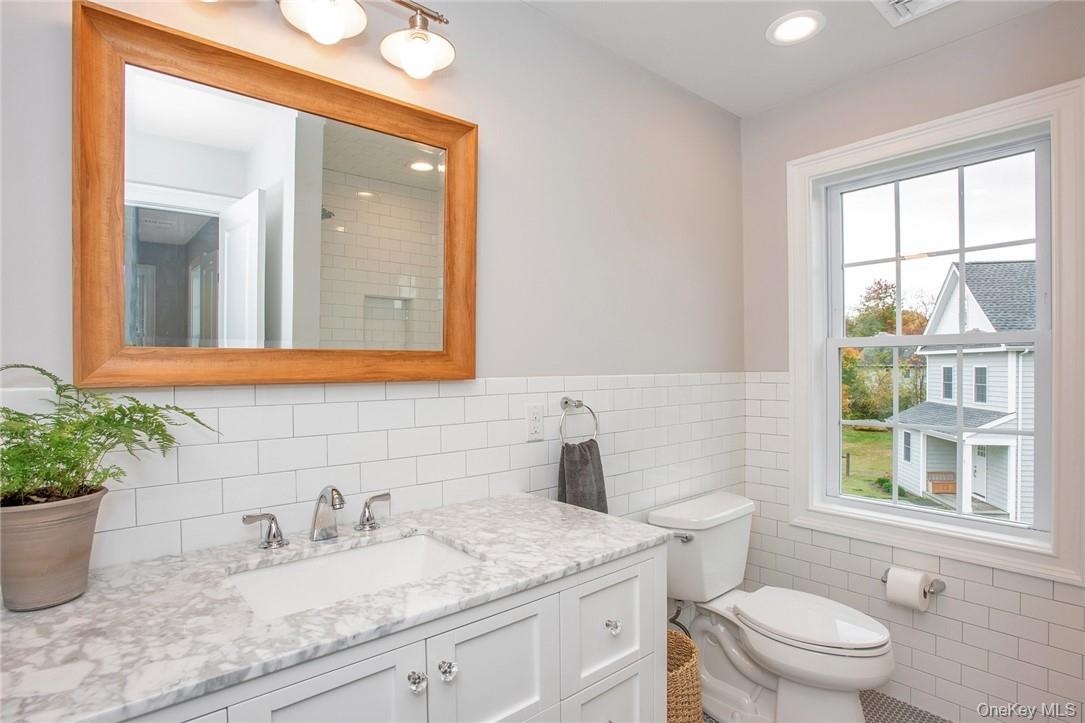 237 Tomahawk Street # 3, Baldwin Place, NY 10505