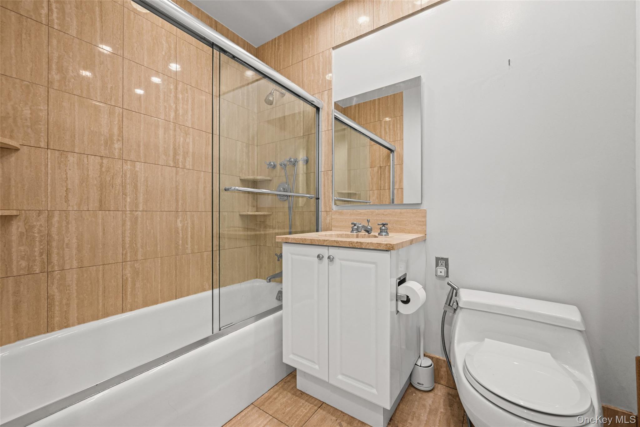 220 Riverside Boulevard # 19L, New York (Manhattan), NY 10069