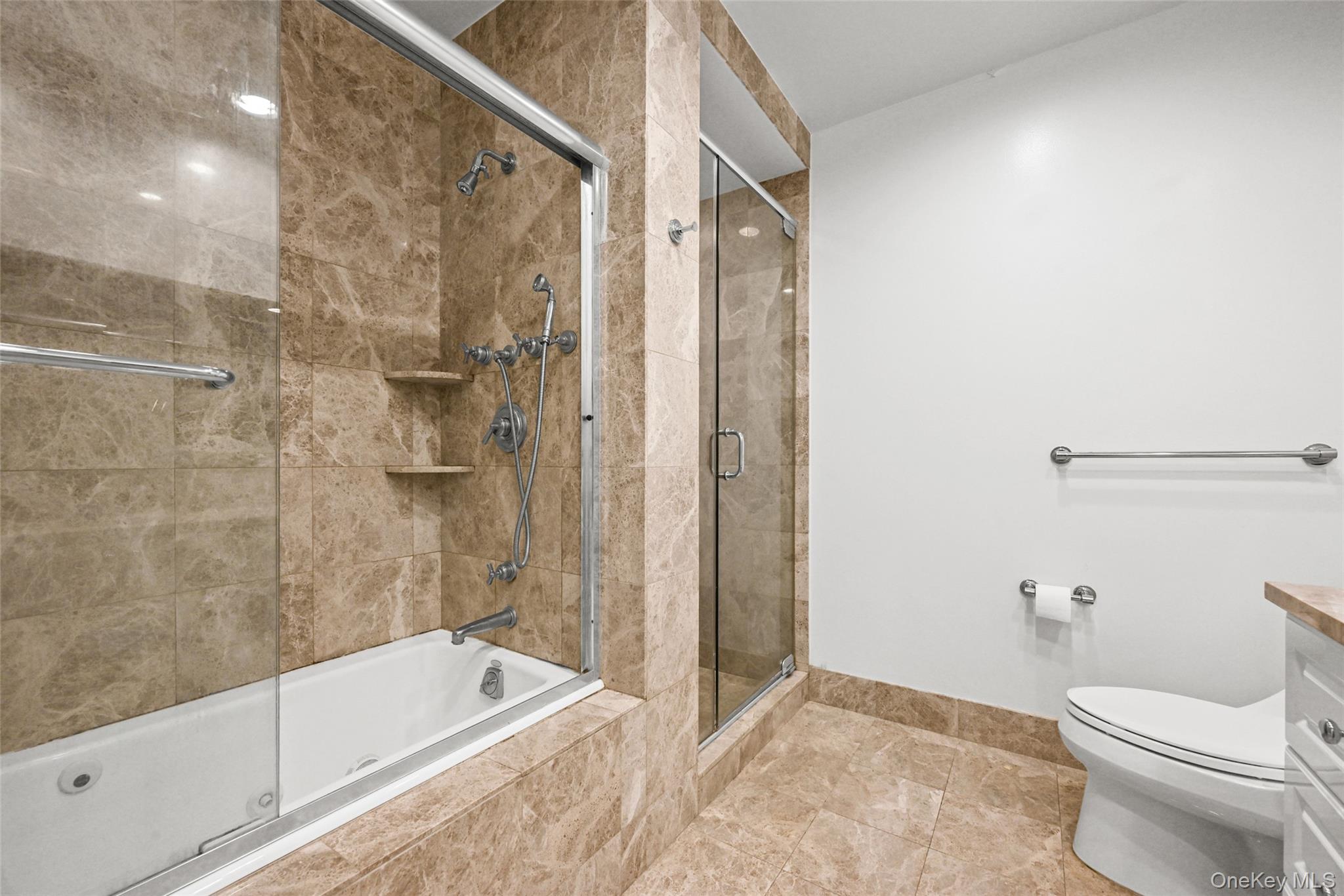 220 Riverside Boulevard # 19L, New York (Manhattan), NY 10069