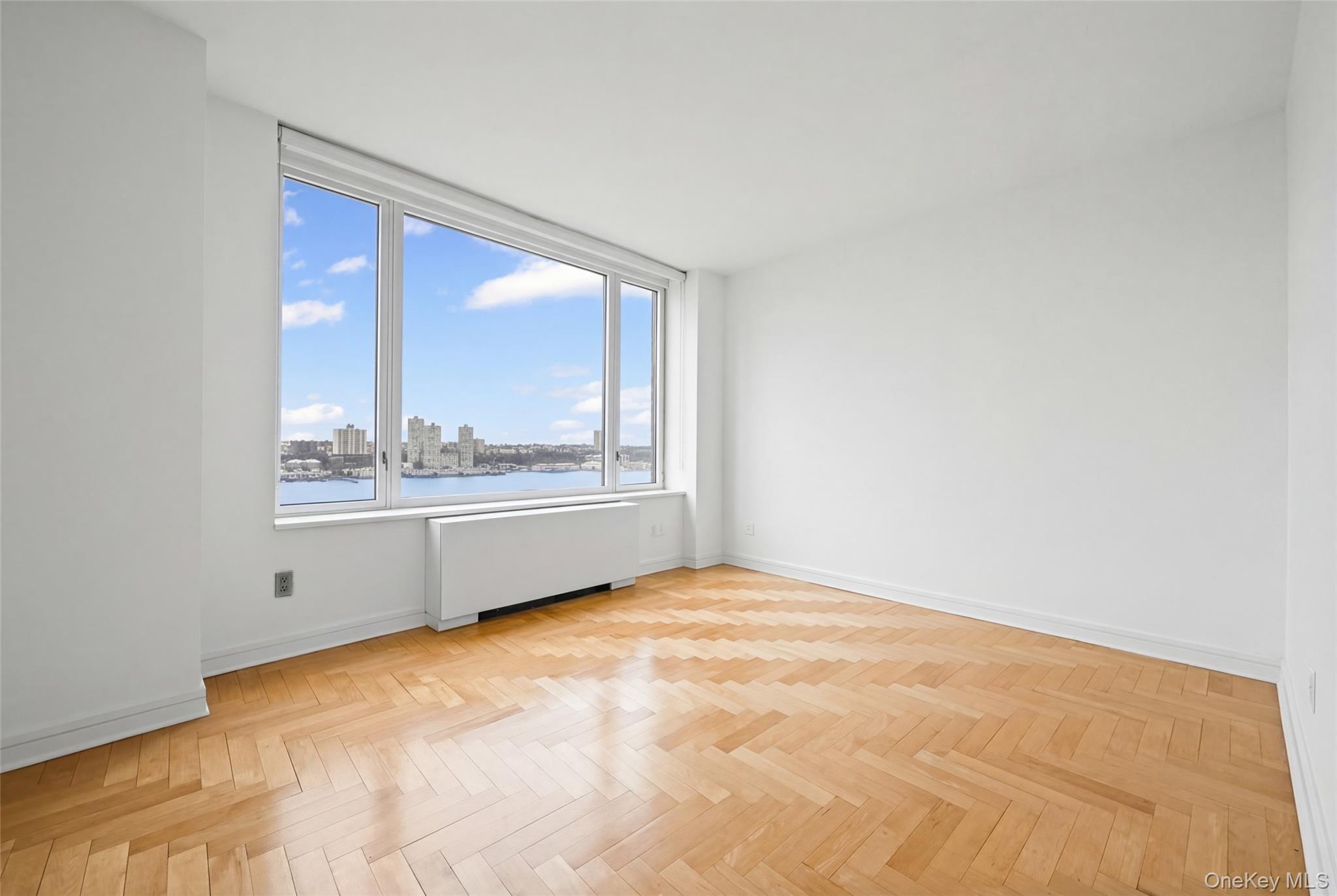 220 Riverside Boulevard # 19L, New York (Manhattan), NY 10069
