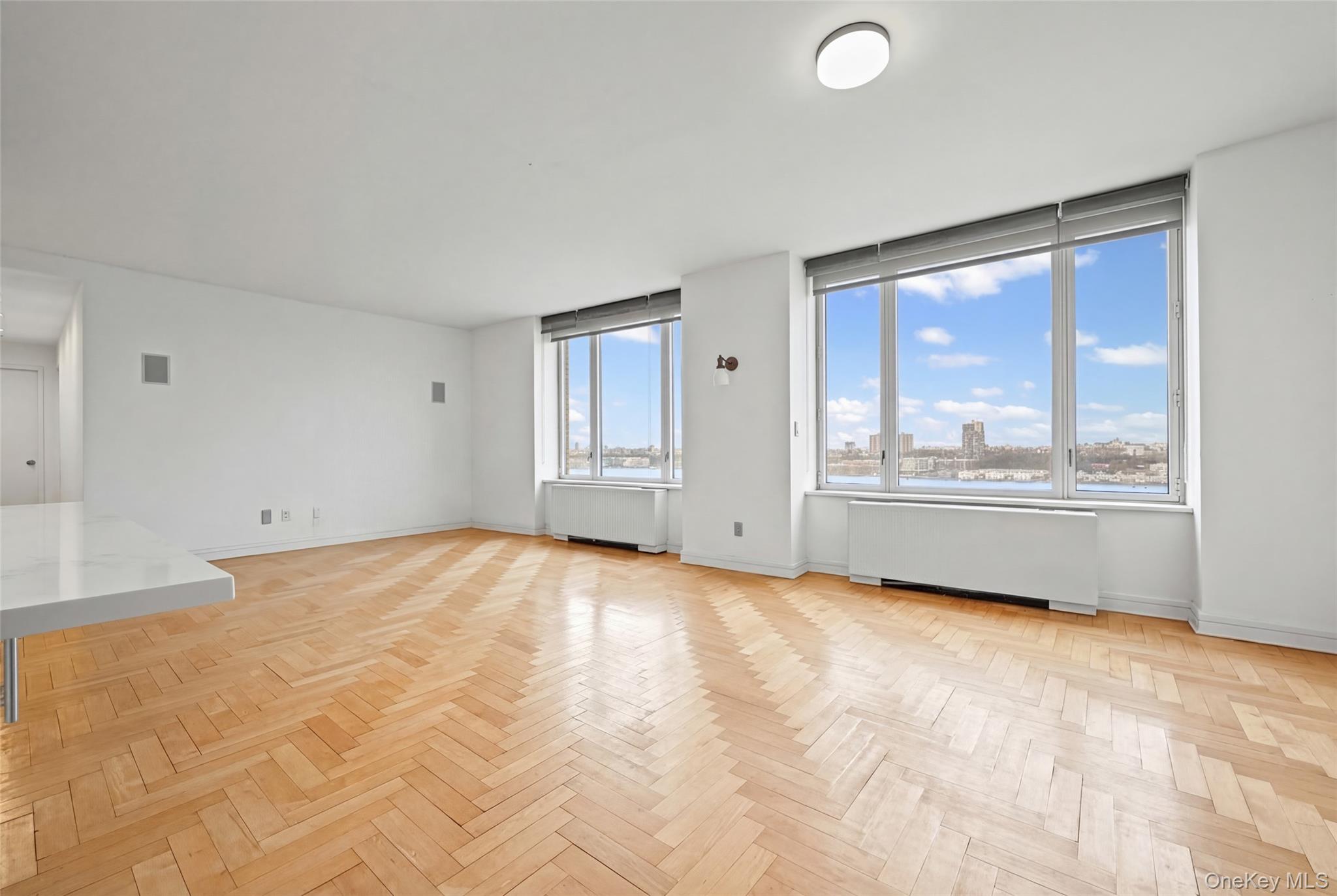 220 Riverside Boulevard # 19L, New York (Manhattan), NY 10069