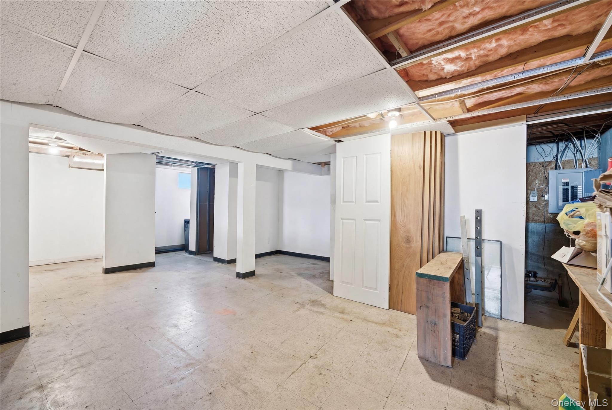 55 Carver Boulevard, Bellport, NY 11713