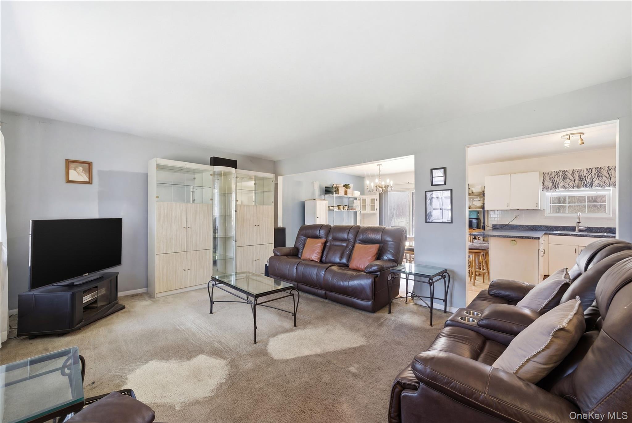 55 Carver Boulevard, Bellport, NY 11713