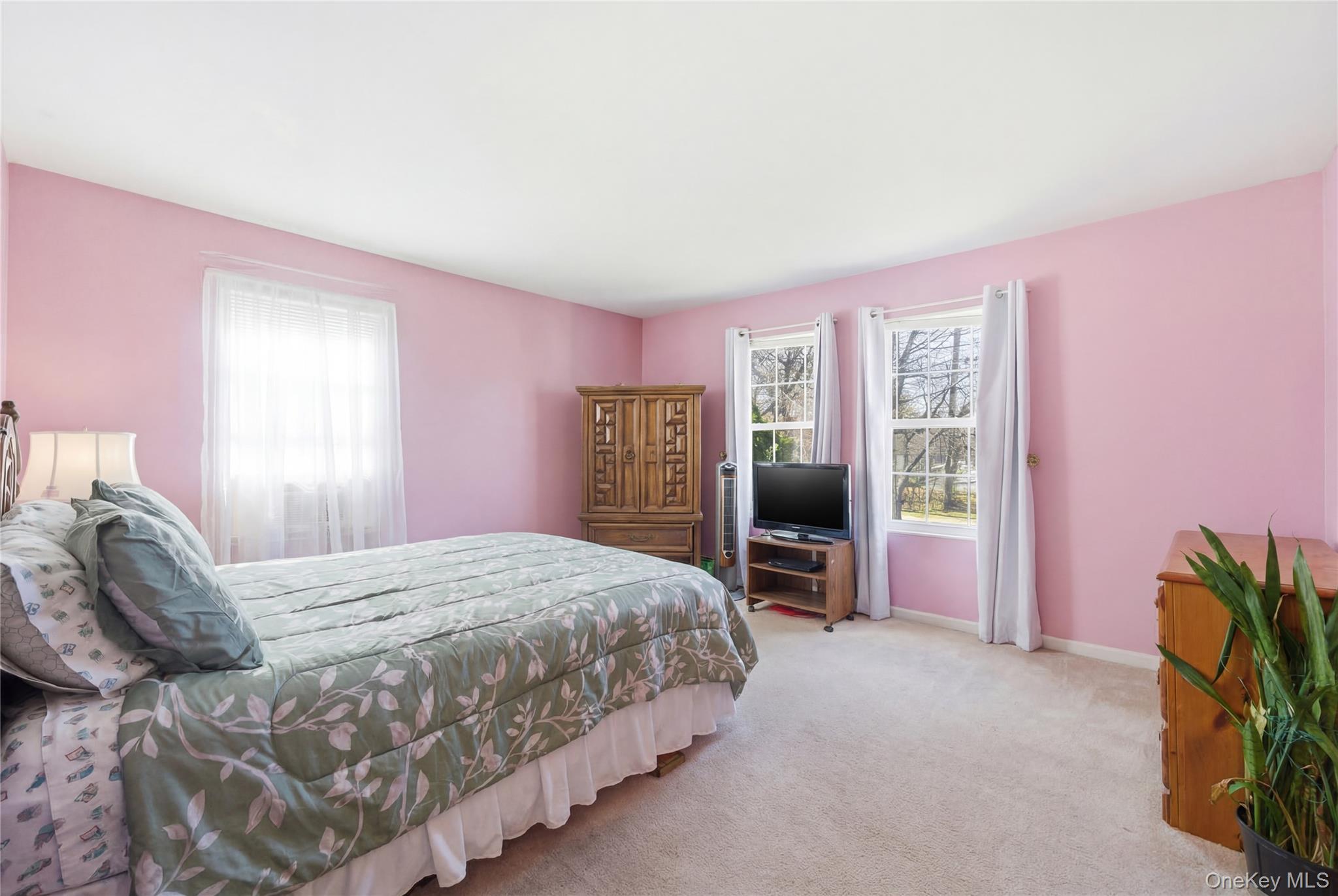 55 Carver Boulevard, Bellport, NY 11713