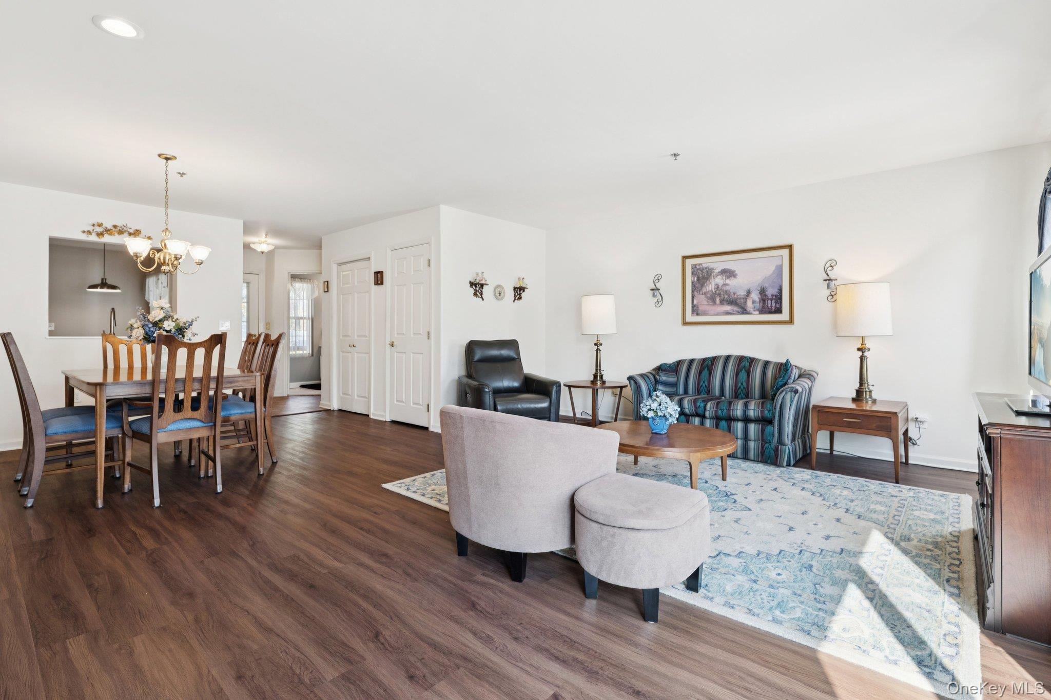 4 Commodore Circle, Port Jefferson Station, NY 11776