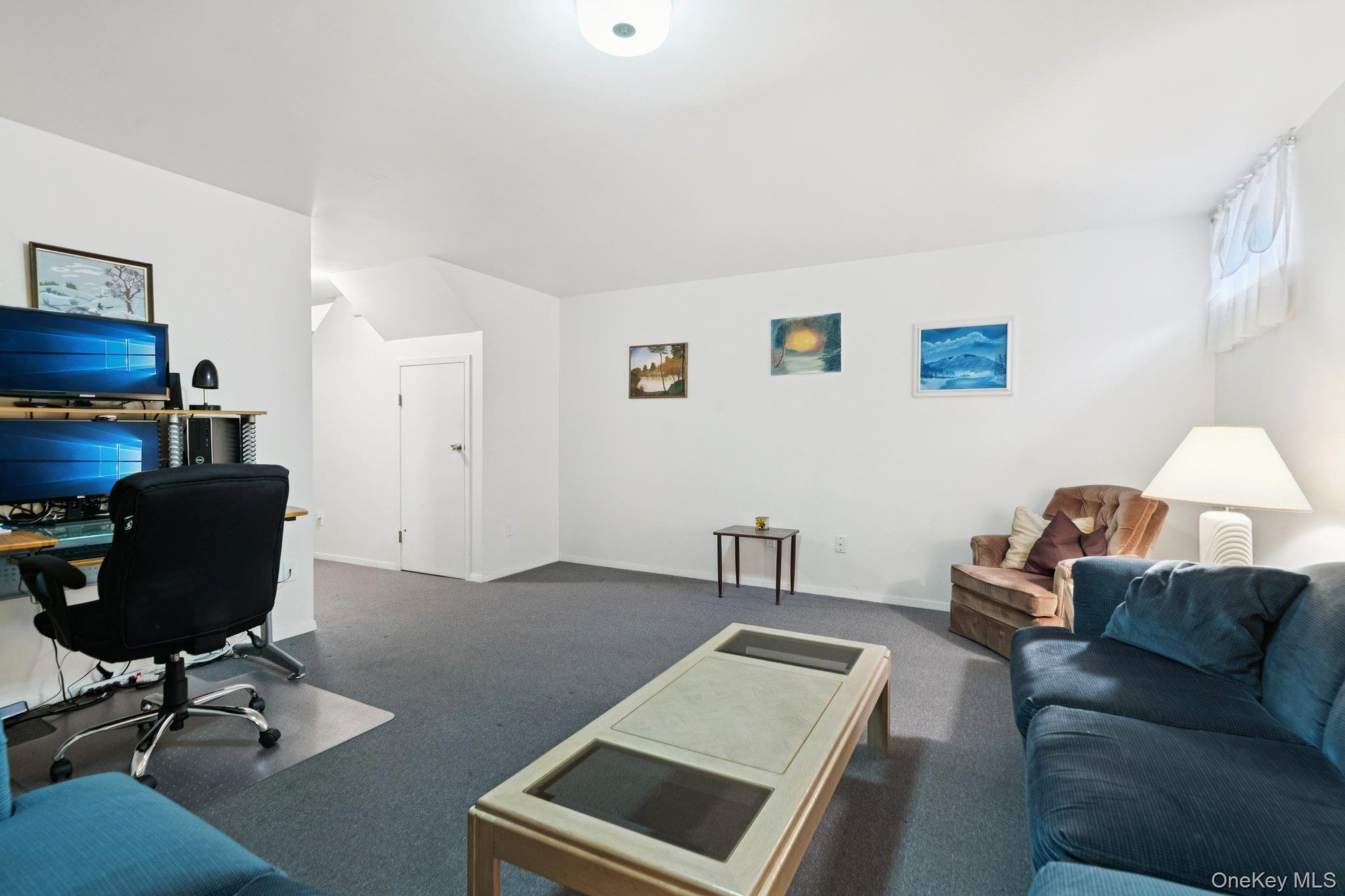 4 Commodore Circle, Port Jefferson Station, NY 11776