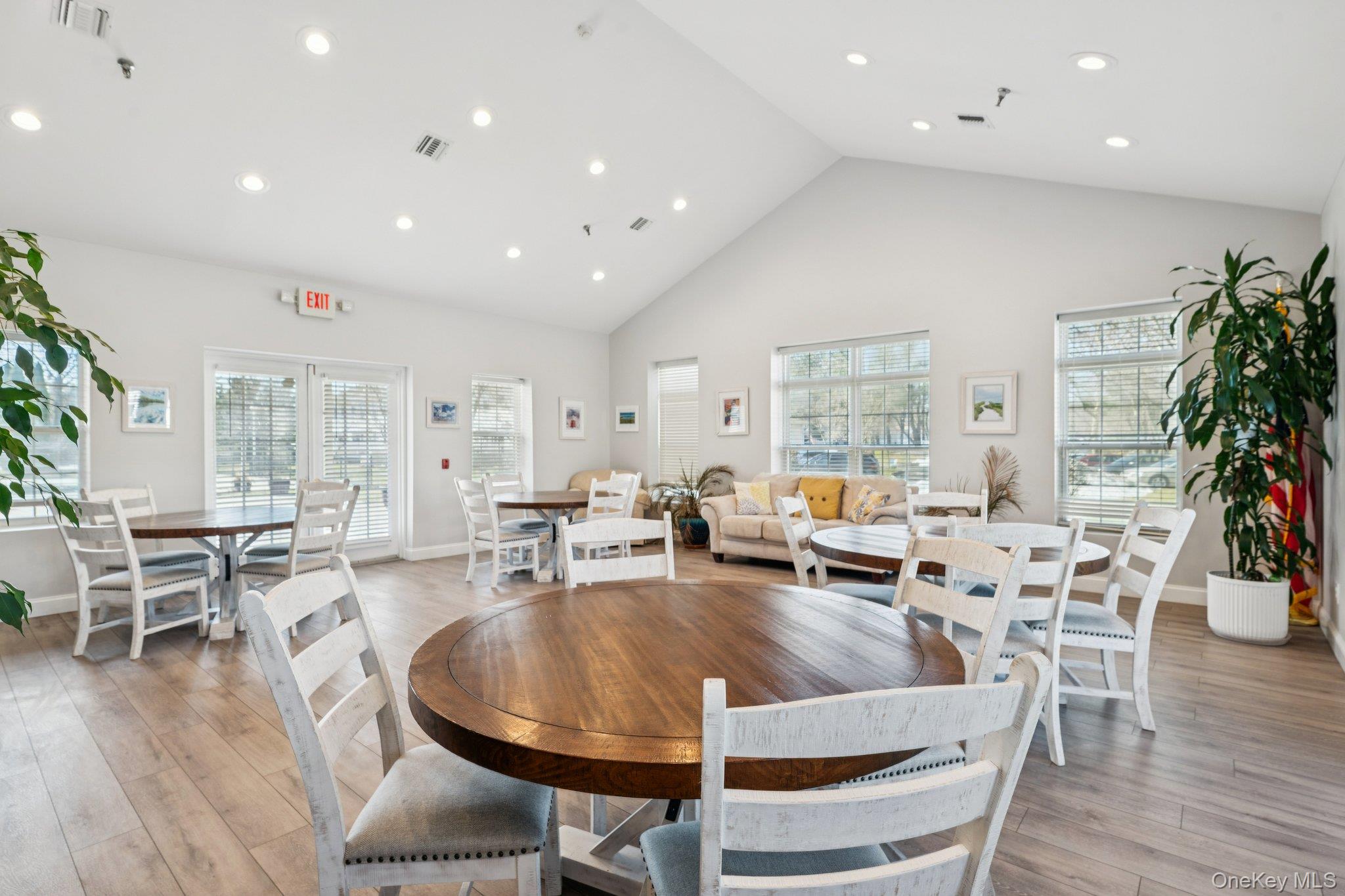 4 Commodore Circle, Port Jefferson Station, NY 11776