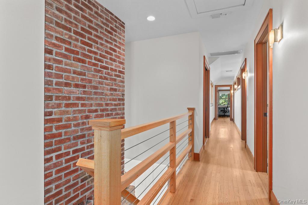 37 Hyatt Road, Briarcliff Manor, NY 10510