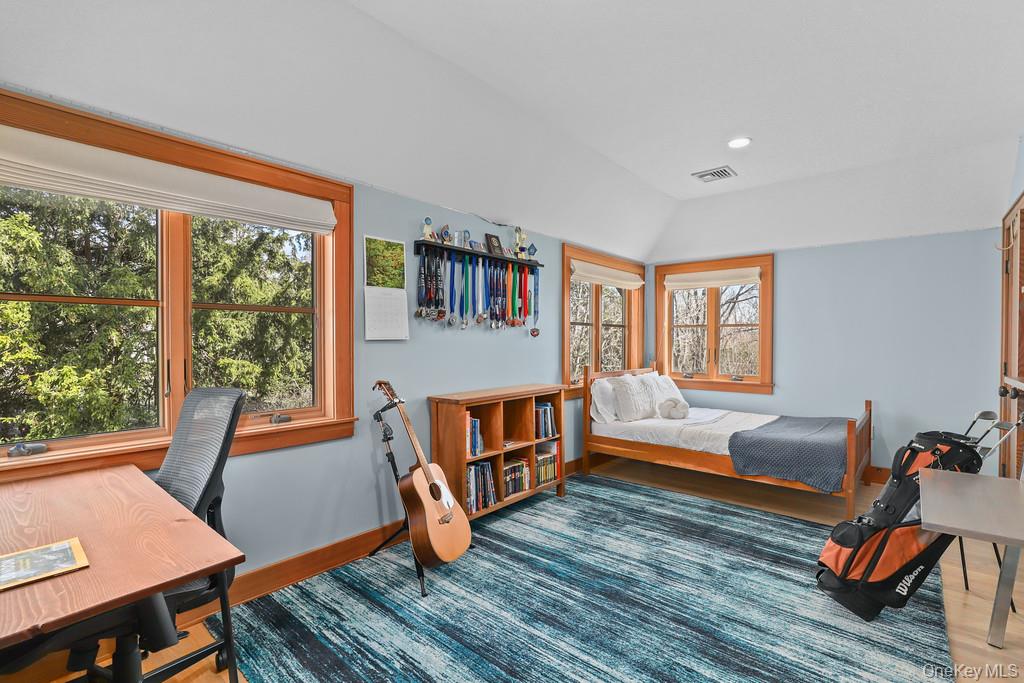 37 Hyatt Road, Briarcliff Manor, NY 10510