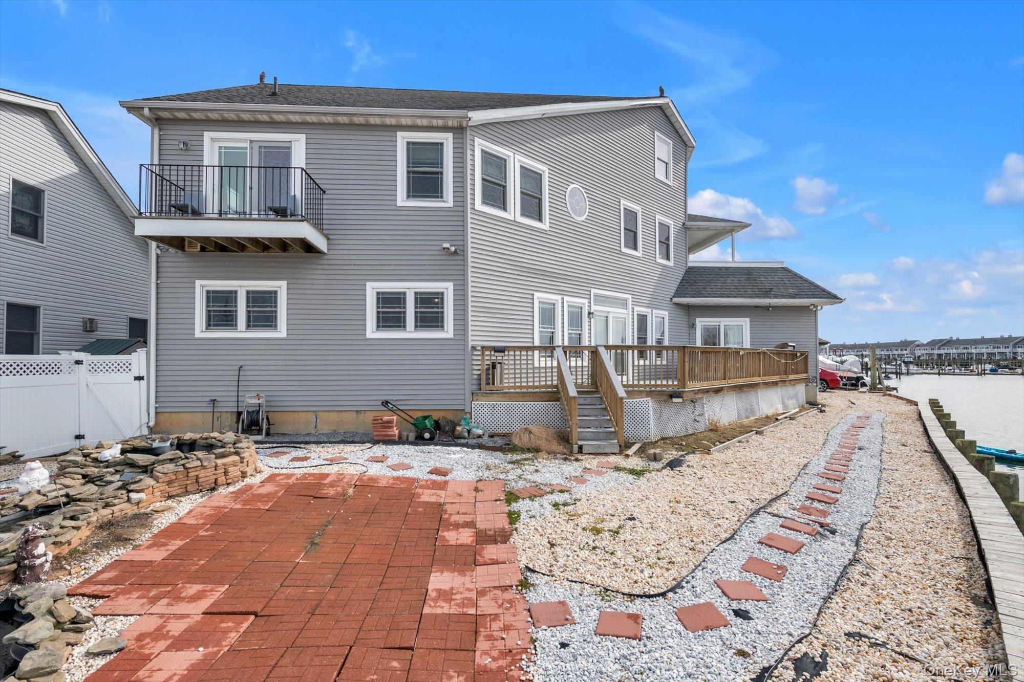 268 Gordon Place, Freeport, NY 11520