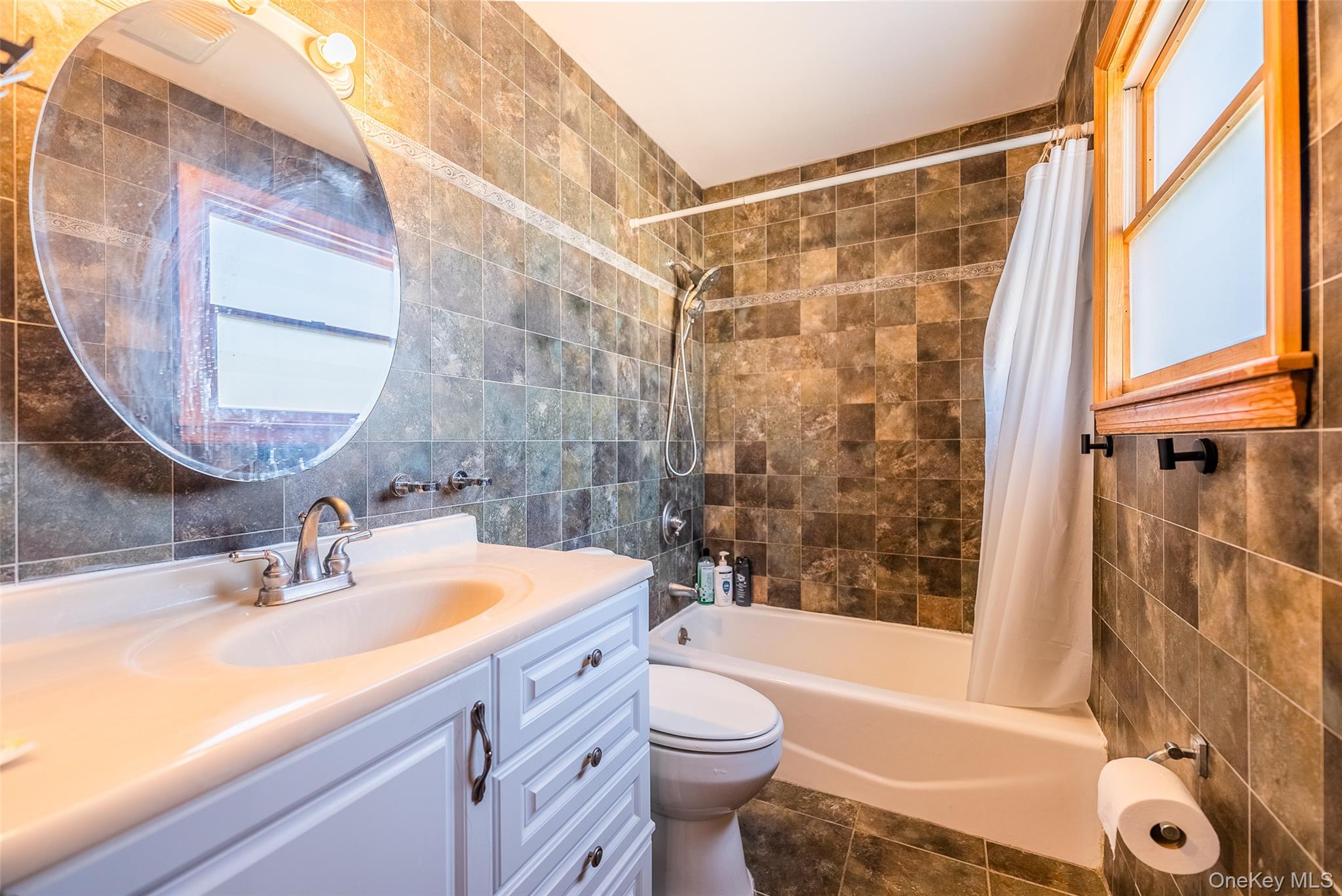 45-12 244th Street, Little Neck, NY 11362