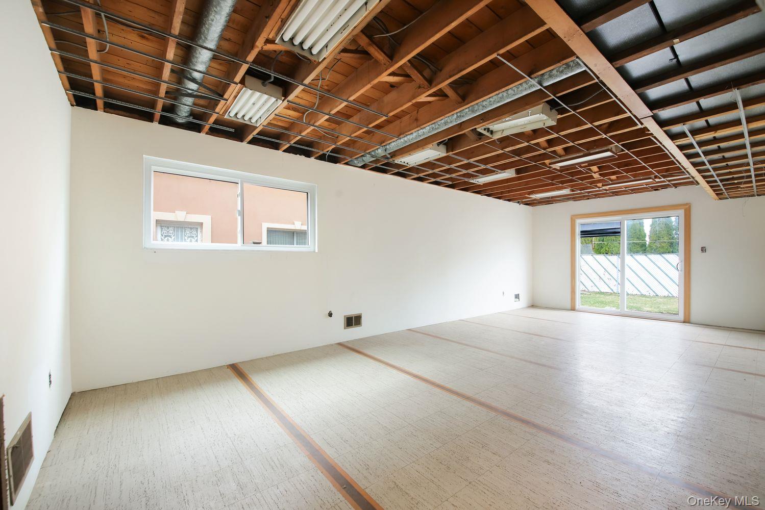 16207 86th Street, Howard Beach, NY 11414