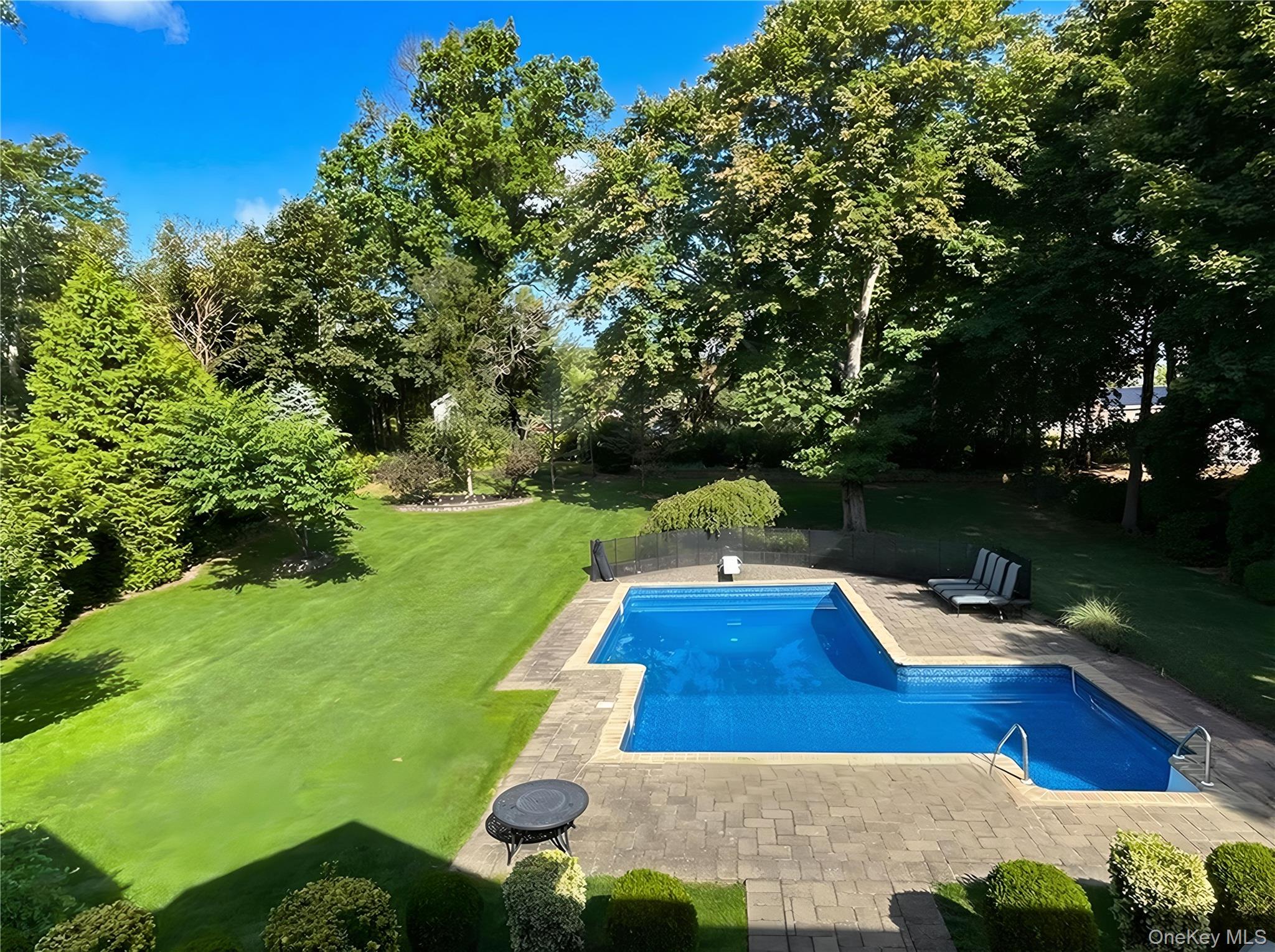 9 Walden Place, Huntington, NY 11743