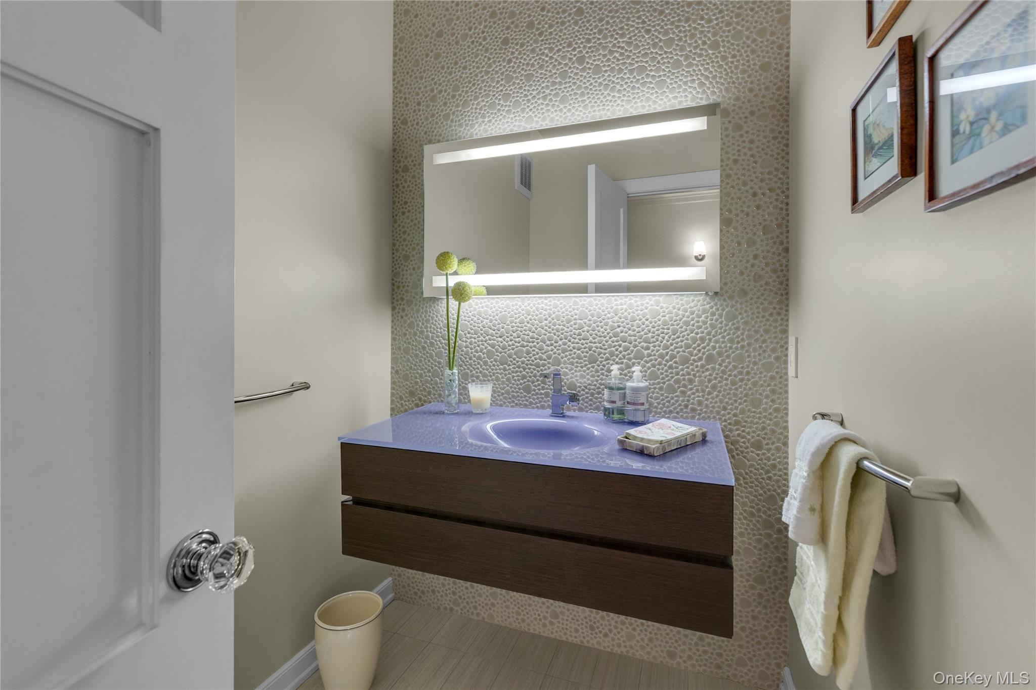 9 Walden Place, Huntington, NY 11743