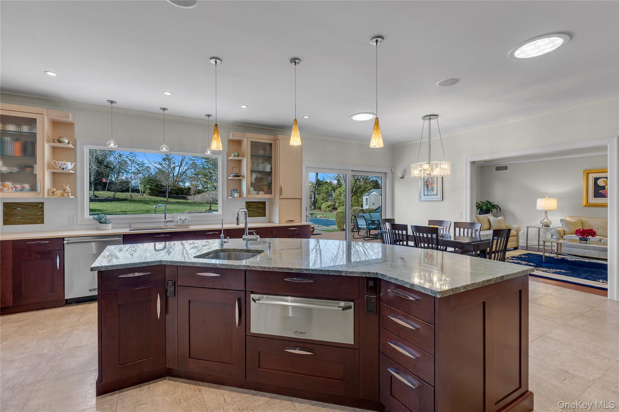 9 Walden Place, Huntington, NY 11743