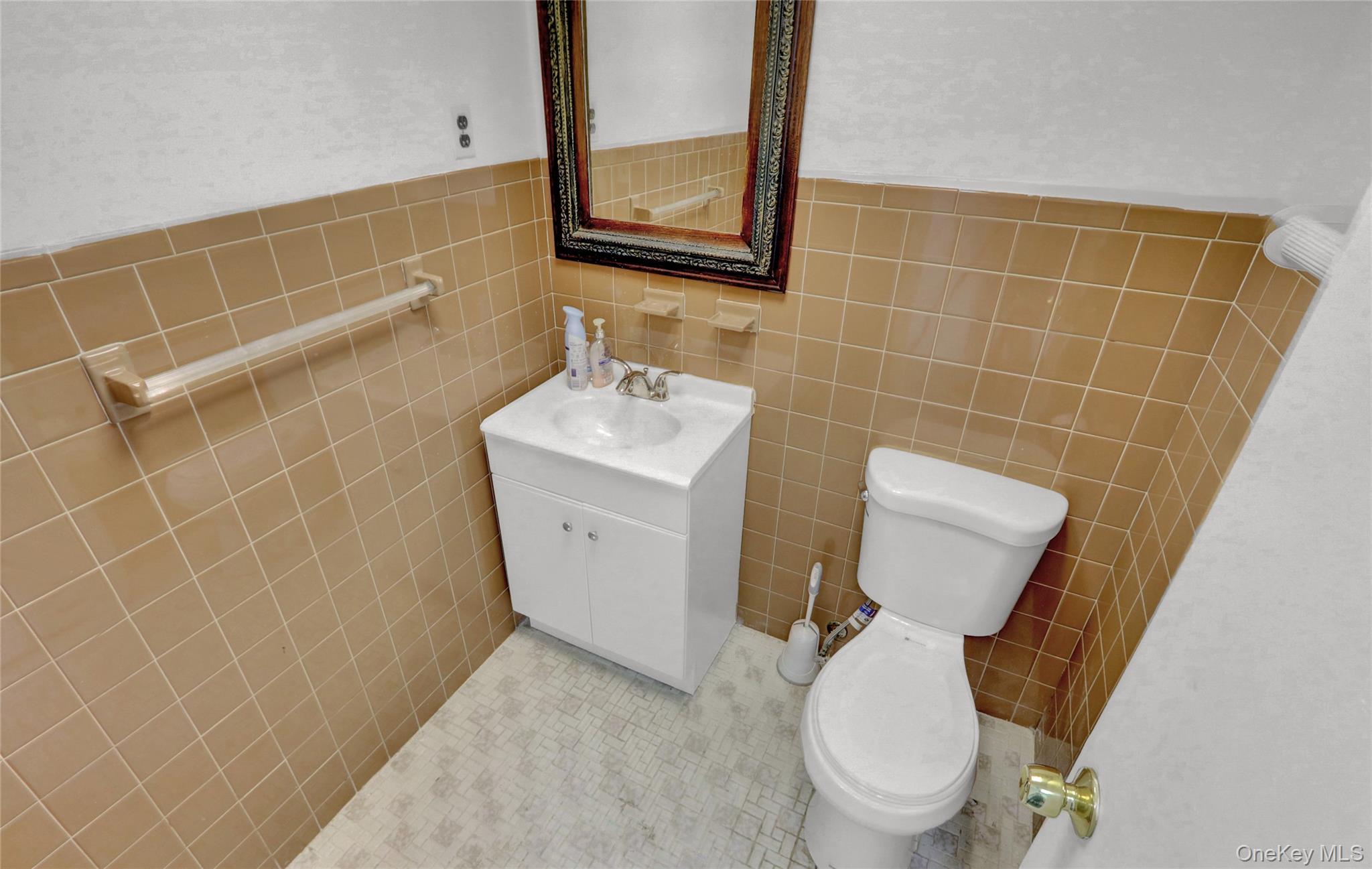 1438 Wantagh Avenue # 2, Wantagh, NY 11793