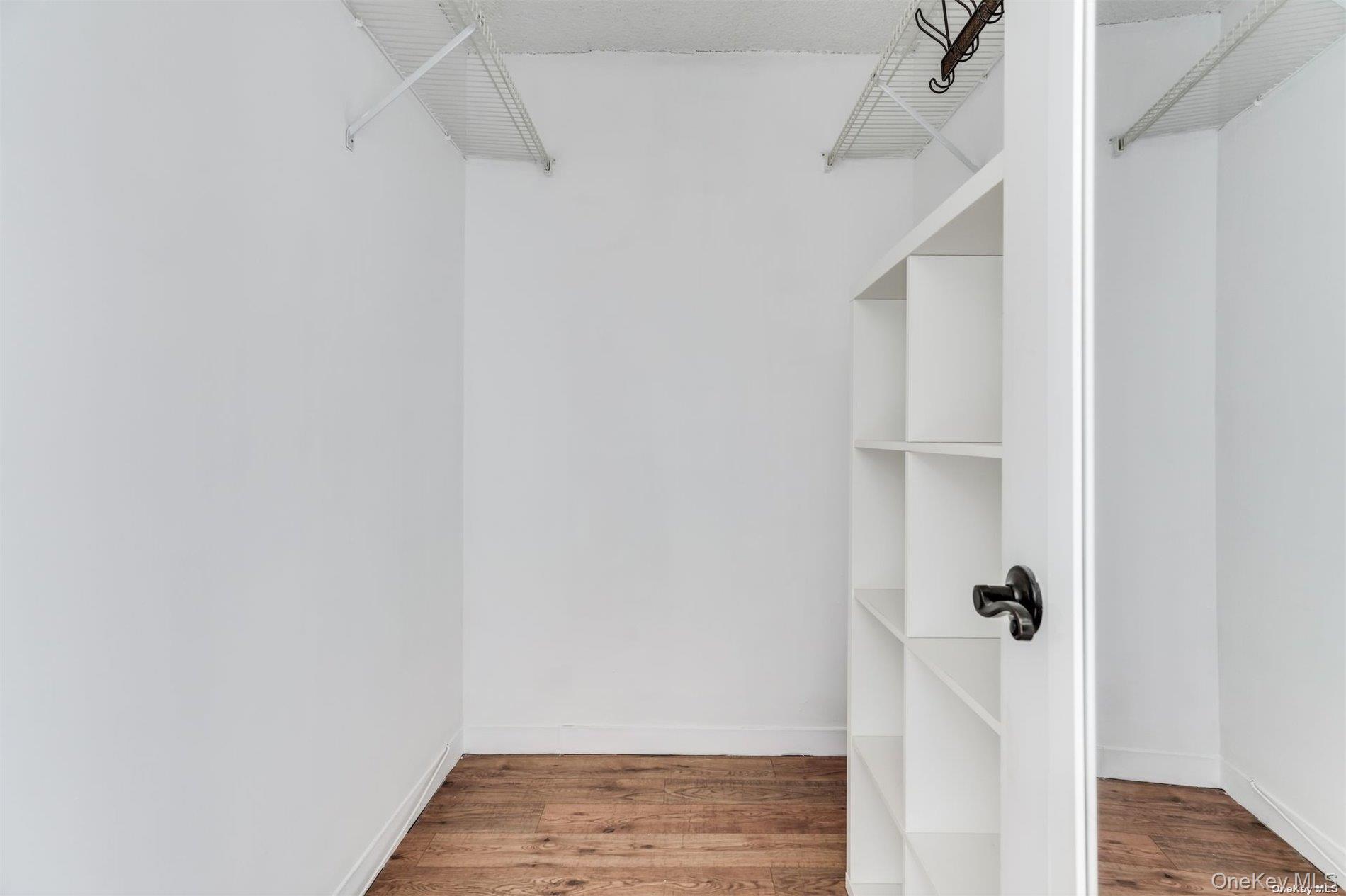 380 Fulton Street # M2, Farmingdale, NY 11735