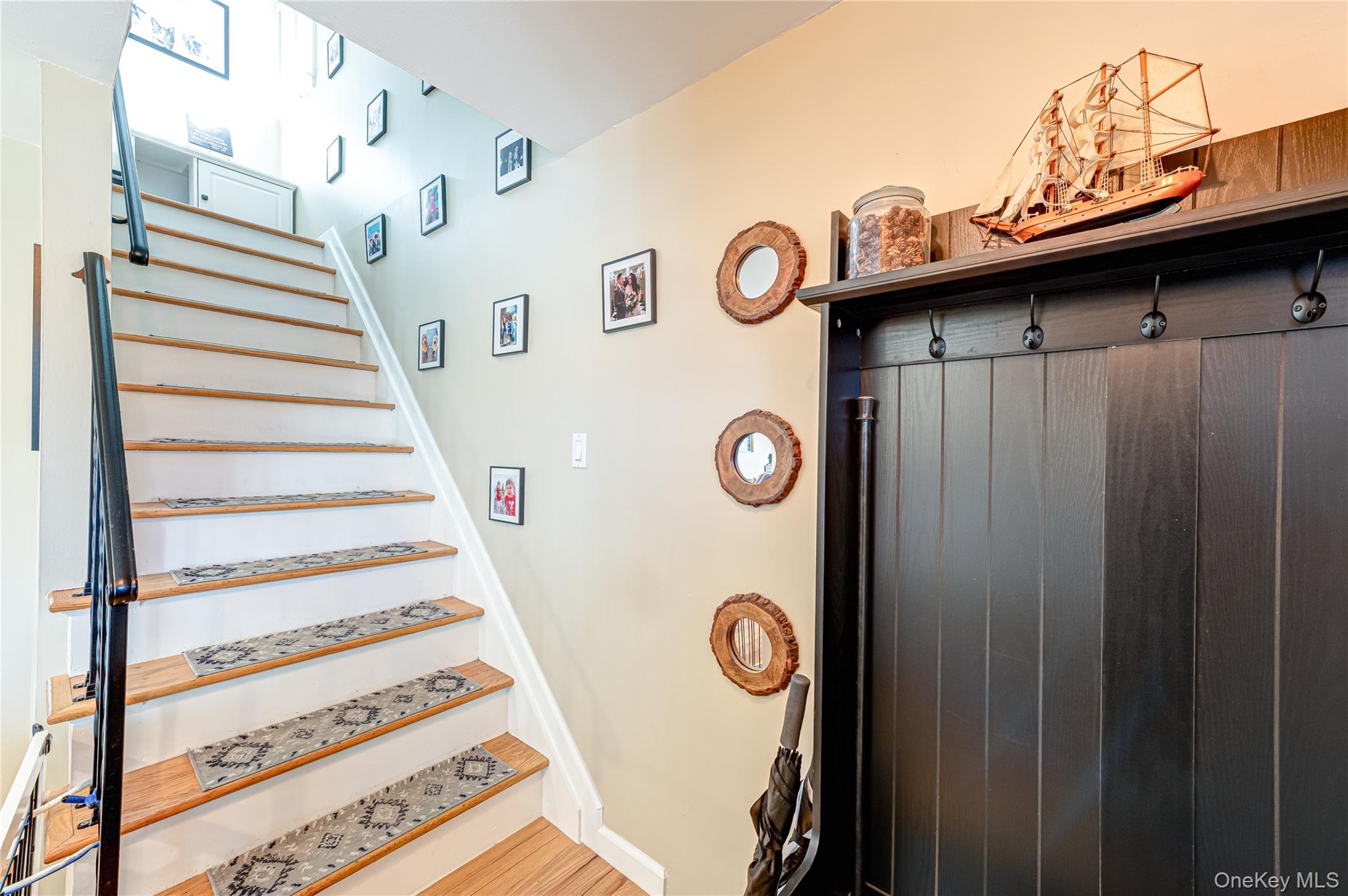 9 Leeds Street, South Huntington, NY 11746