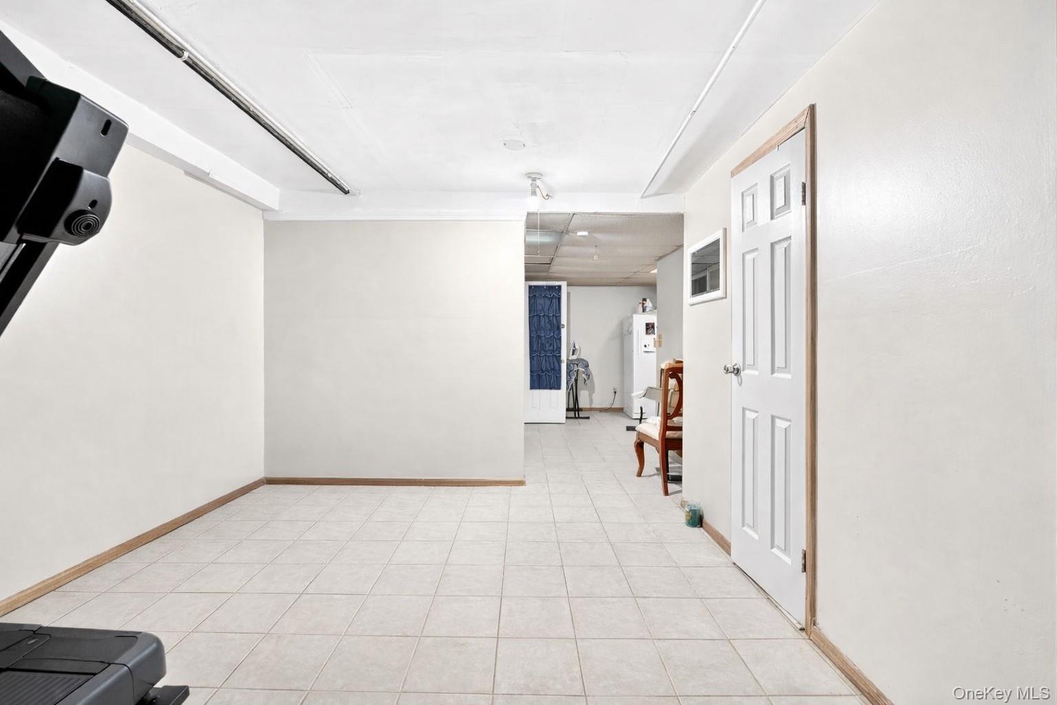 3062 Harding Avenue, Bronx, NY 10465