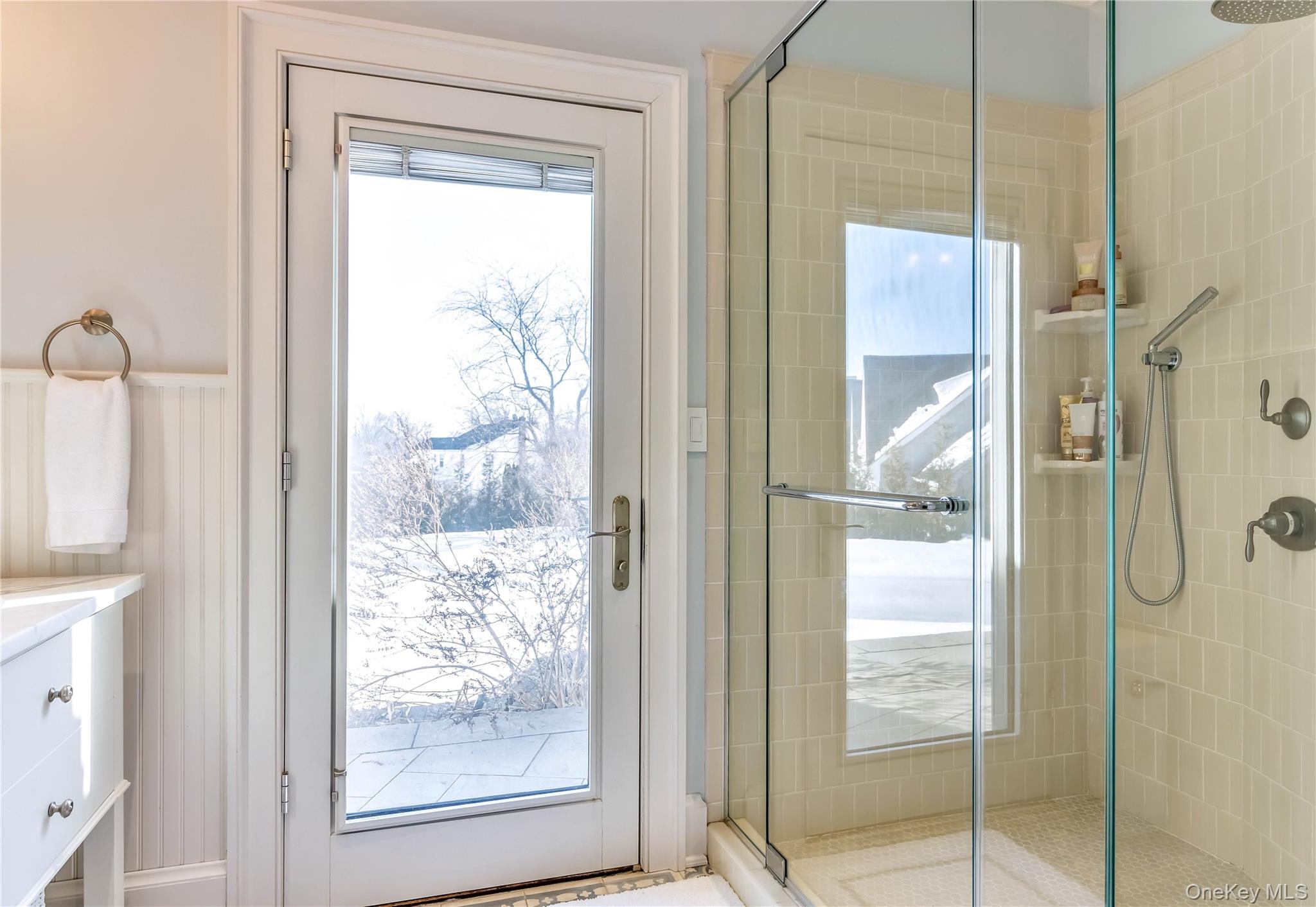 695 Sound Drive, Greenport, NY 11944