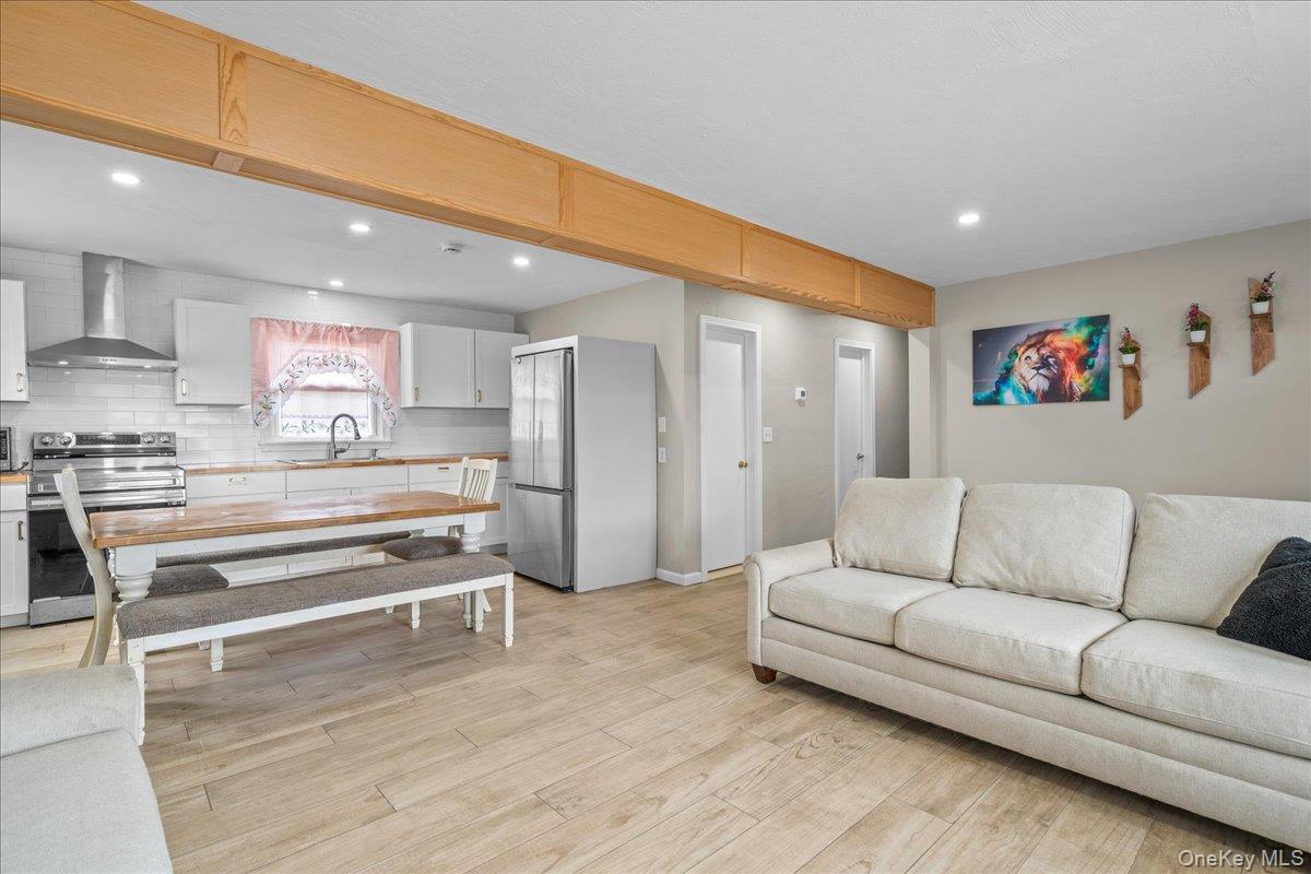 10 Wisner Avenue, Middletown, NY 10940