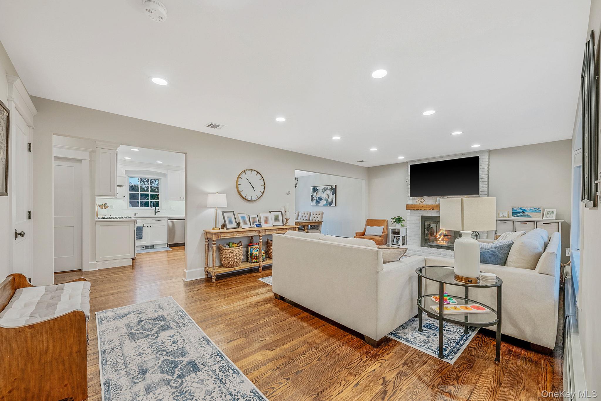 2 Cindy Street, Smithtown, NY 11787