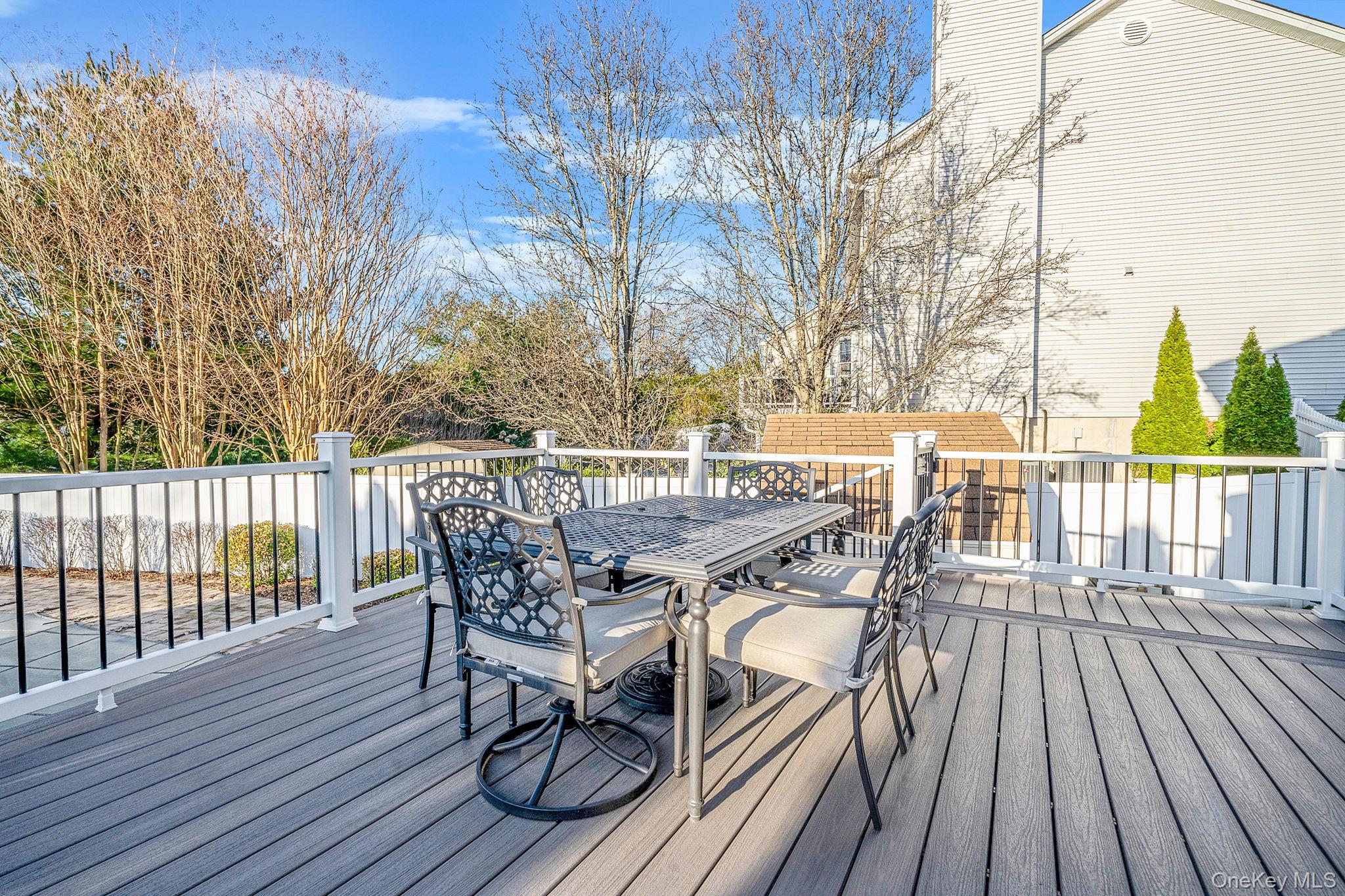 2 Cindy Street, Smithtown, NY 11787