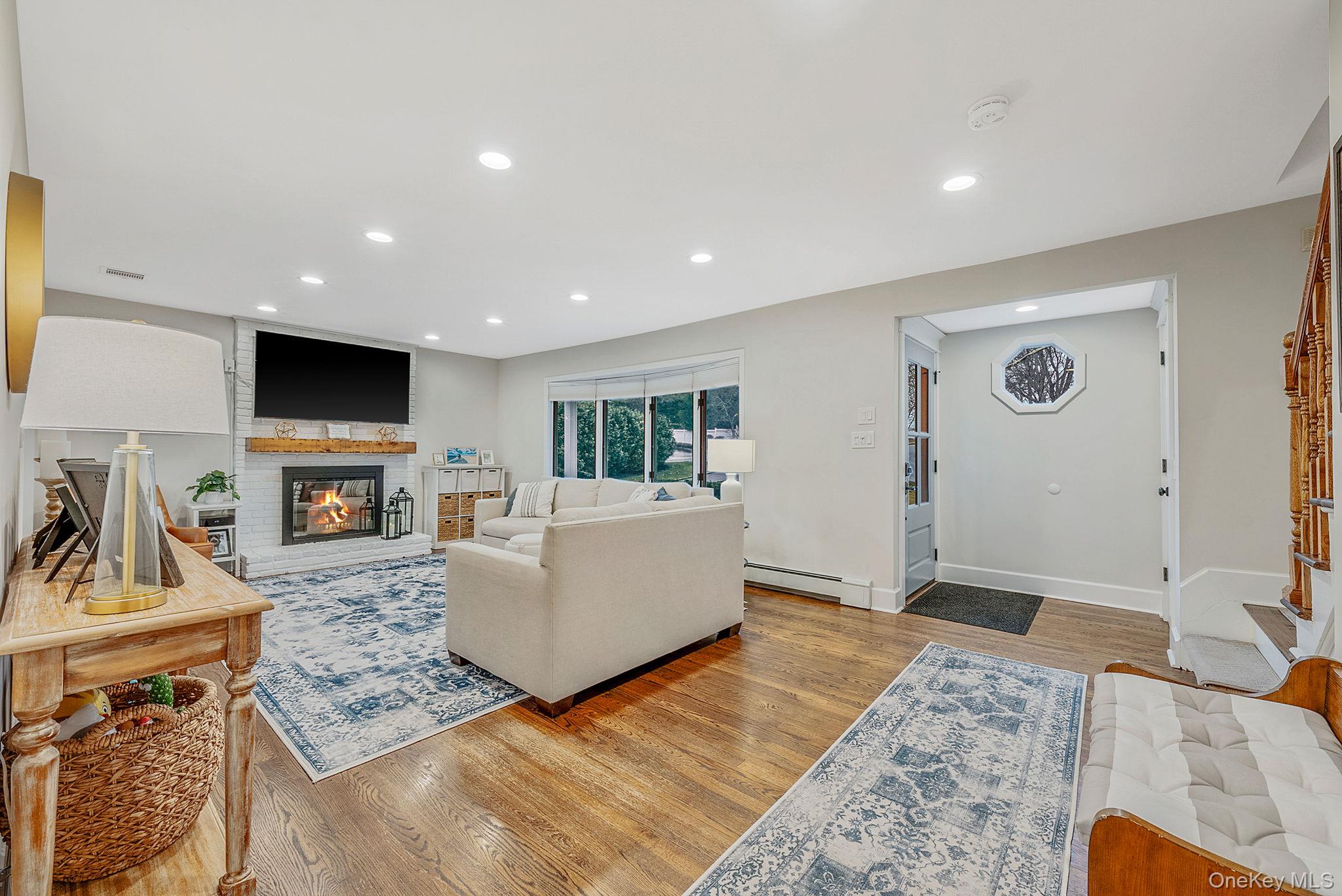 2 Cindy Street, Smithtown, NY 11787