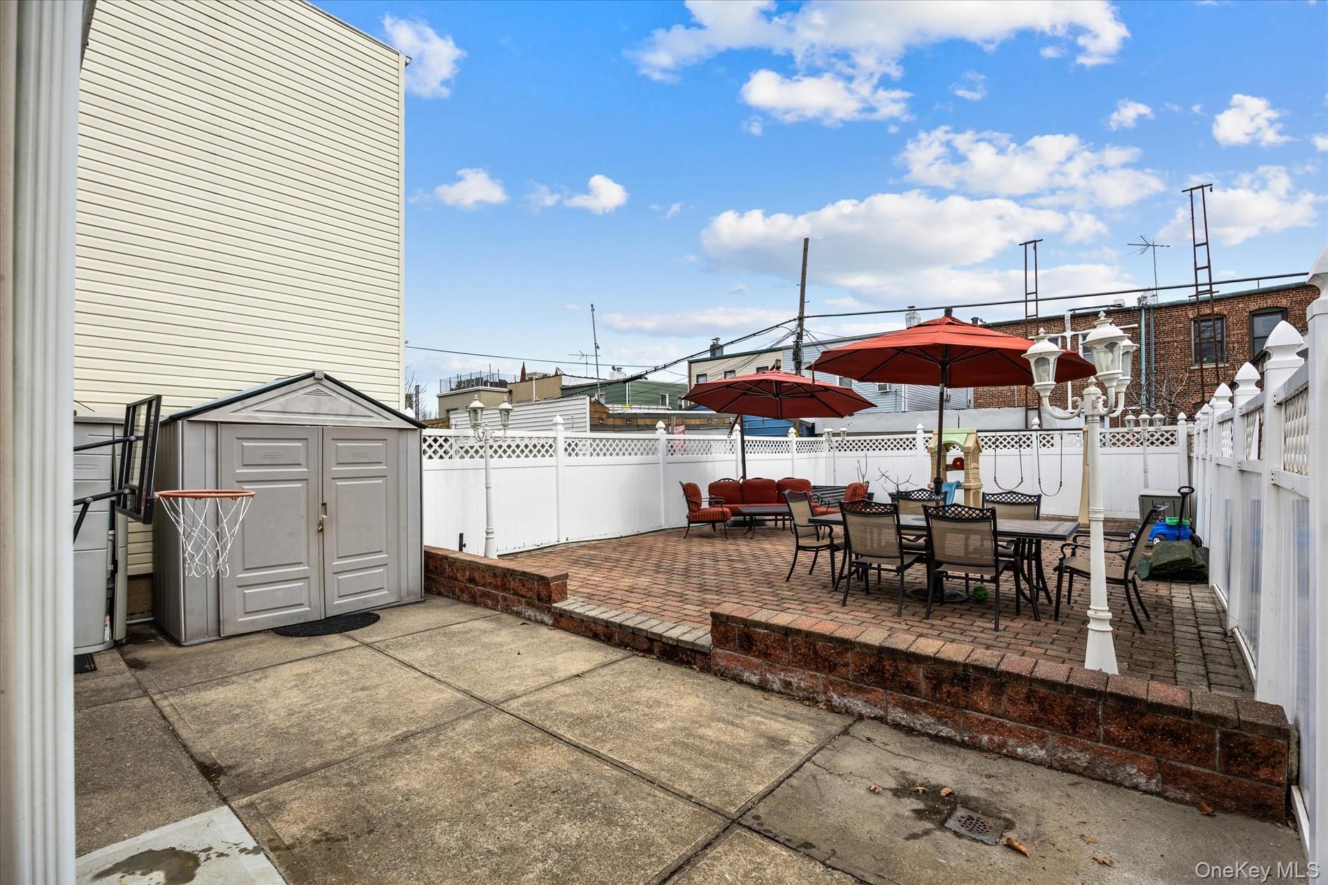 72-31 73rd Street, Glendale, NY 11385