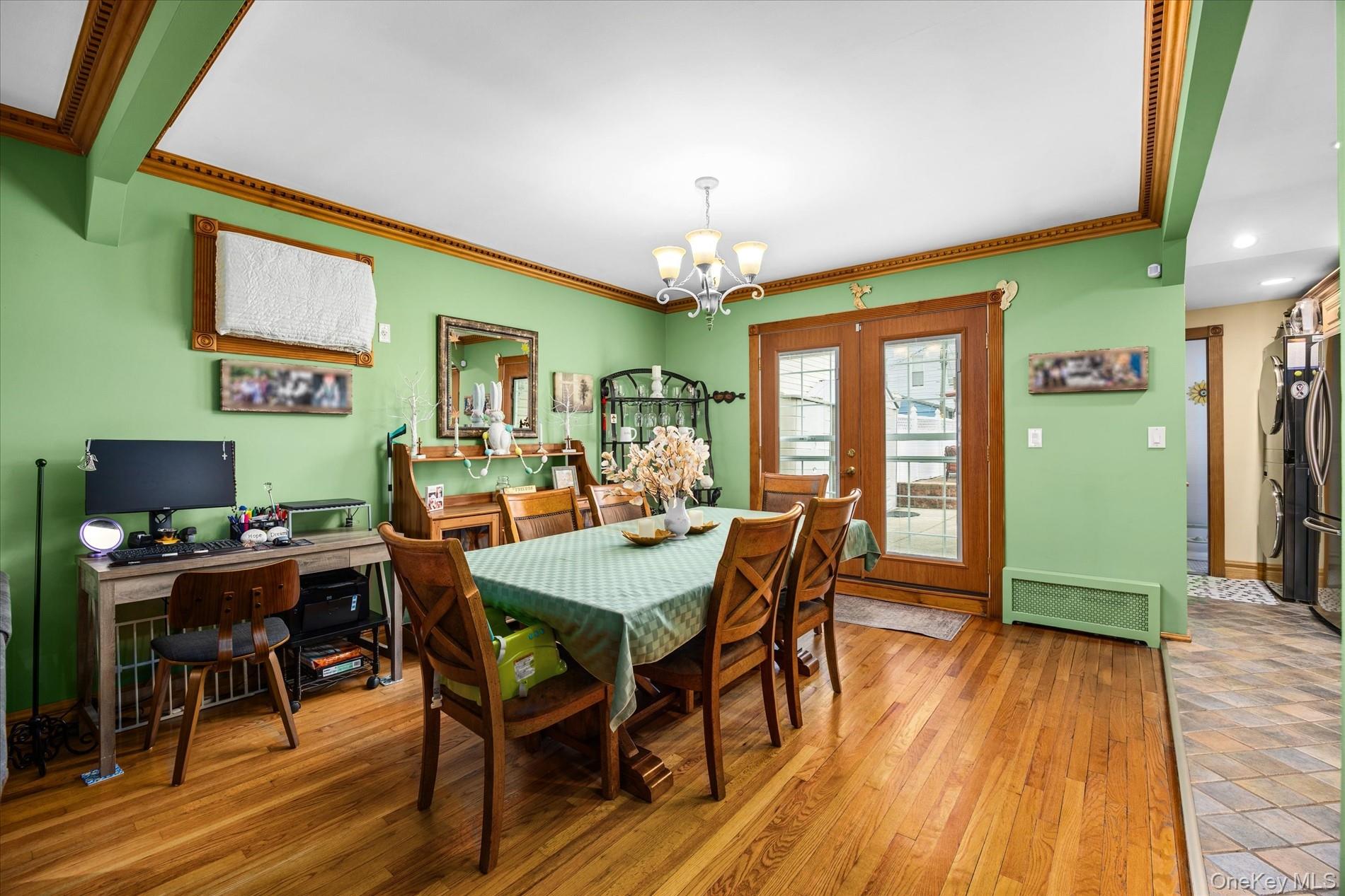 72-31 73rd Street, Glendale, NY 11385