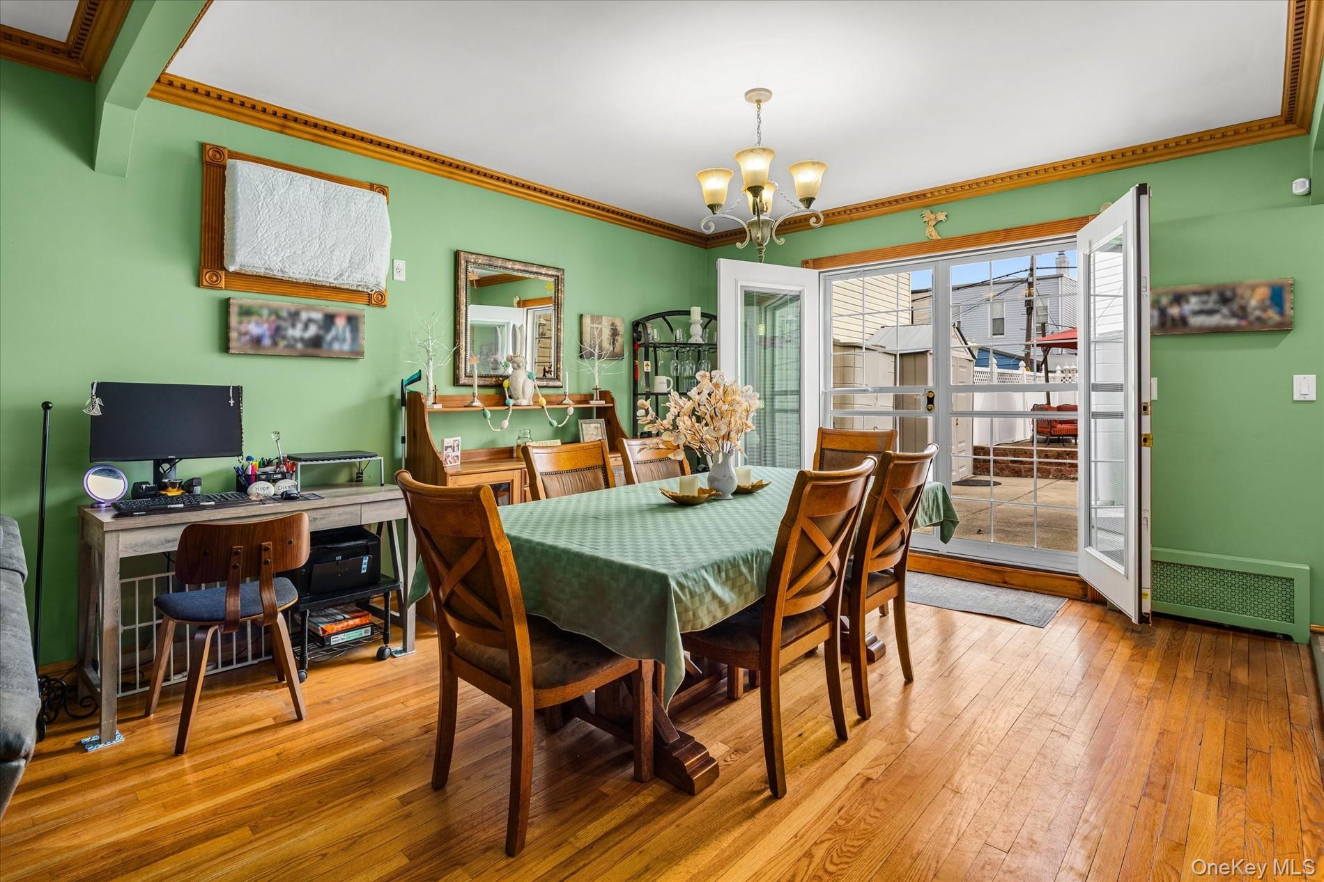 72-31 73rd Street, Glendale, NY 11385