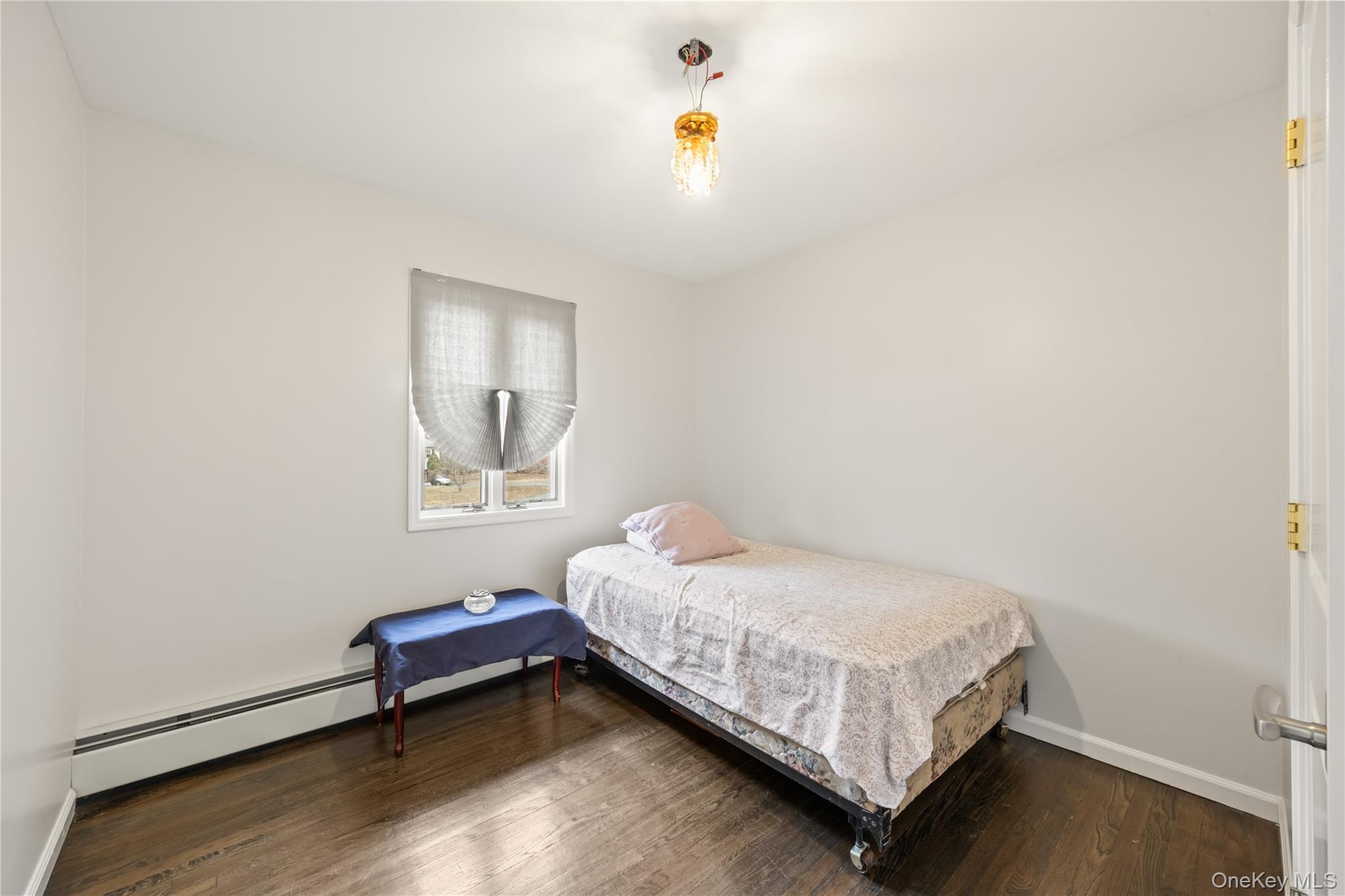 1 Darby Road, Airmont, NY 10952