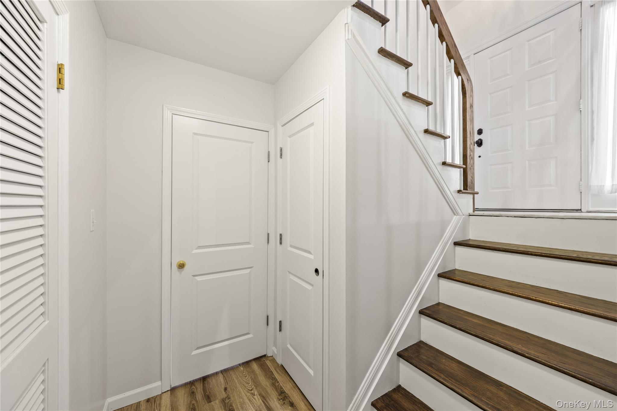 1 Darby Road, Airmont, NY 10952