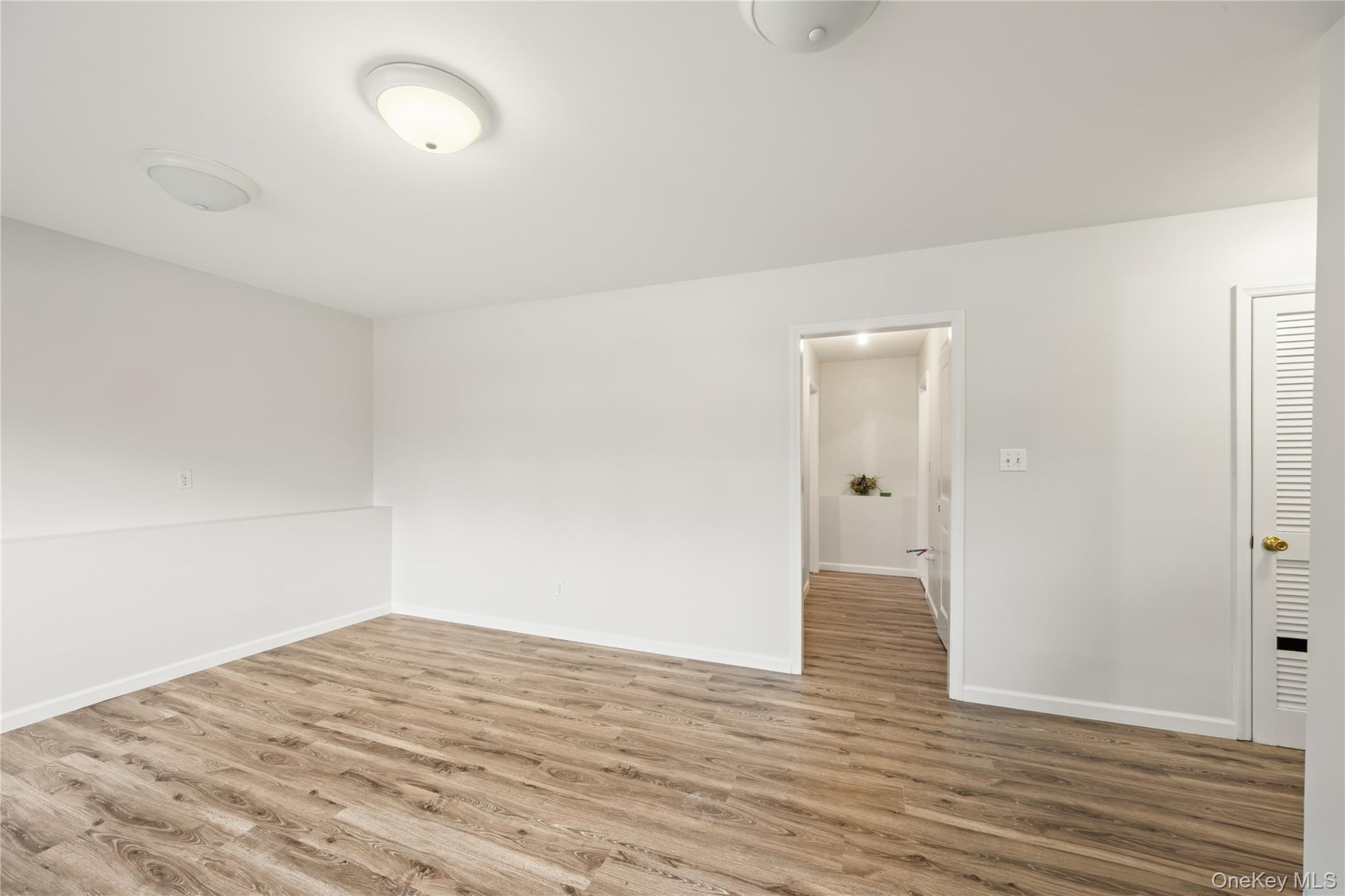 1 Darby Road, Airmont, NY 10952