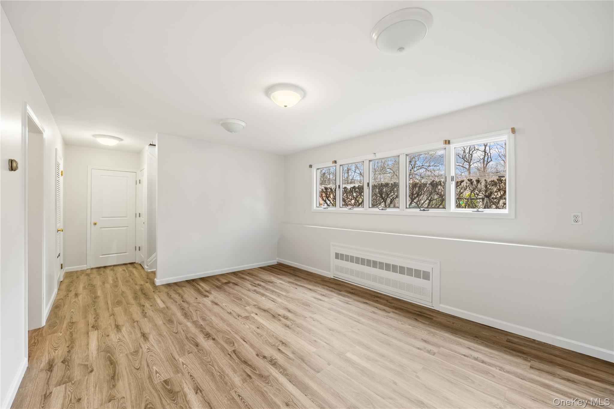 1 Darby Road, Airmont, NY 10952