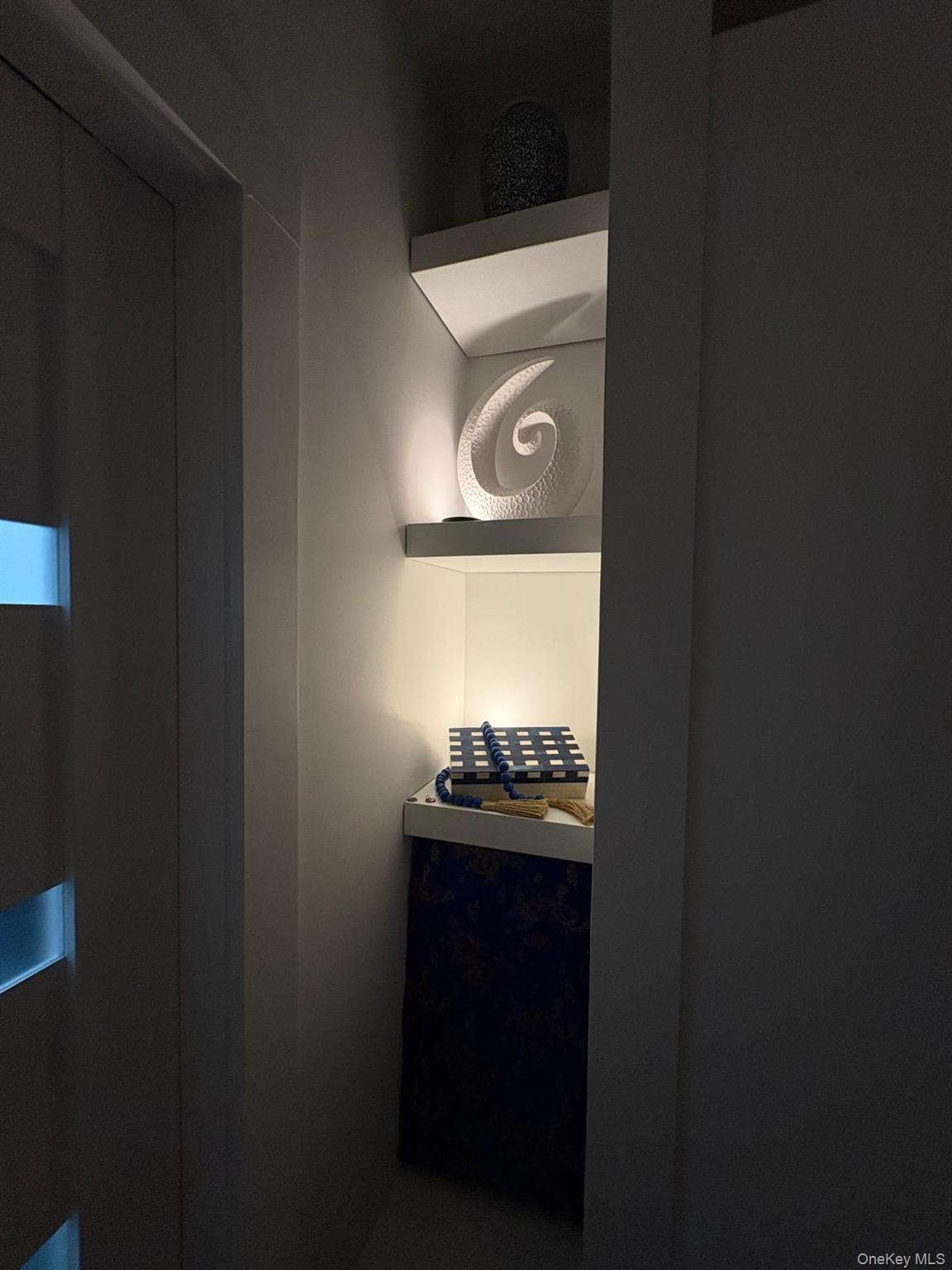 4 Sadore # 1R, Yonkers, NY 10710