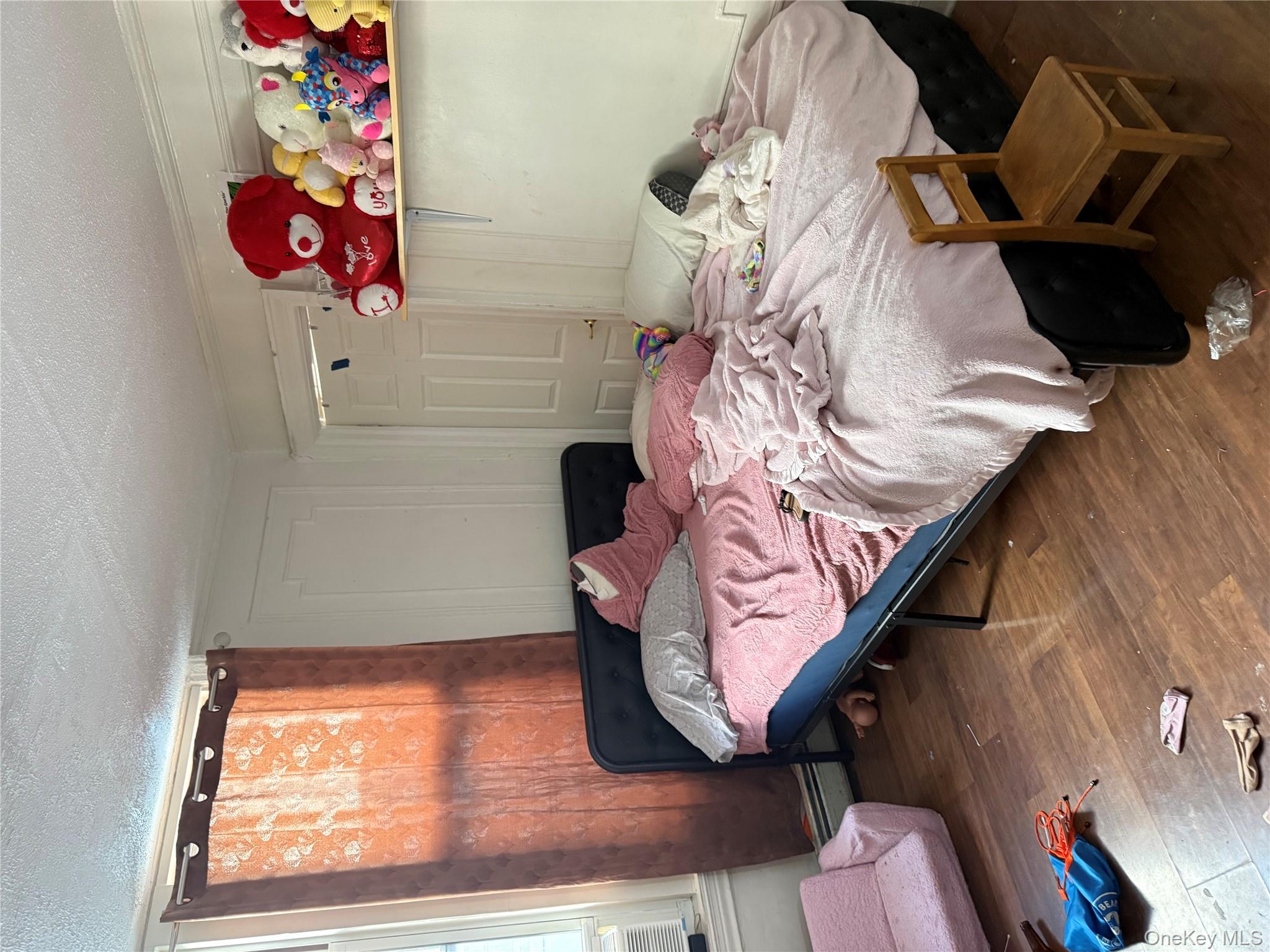 1049 Ward Avenue, Bronx, NY 10472