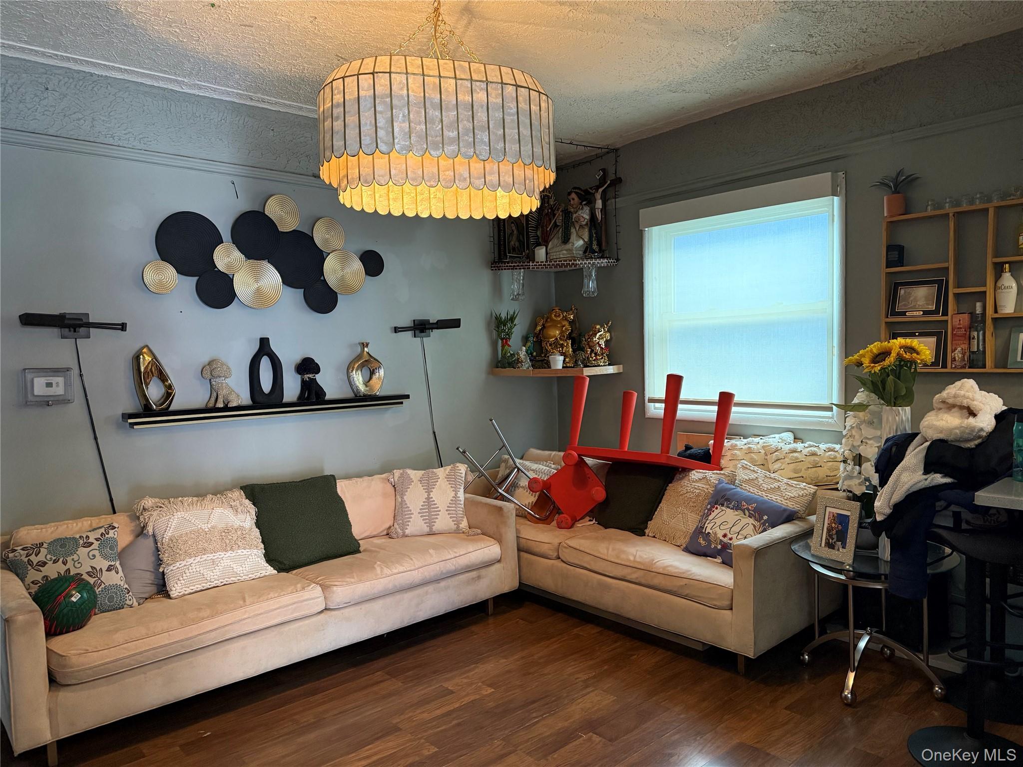 1049 Ward Avenue, Bronx, NY 10472