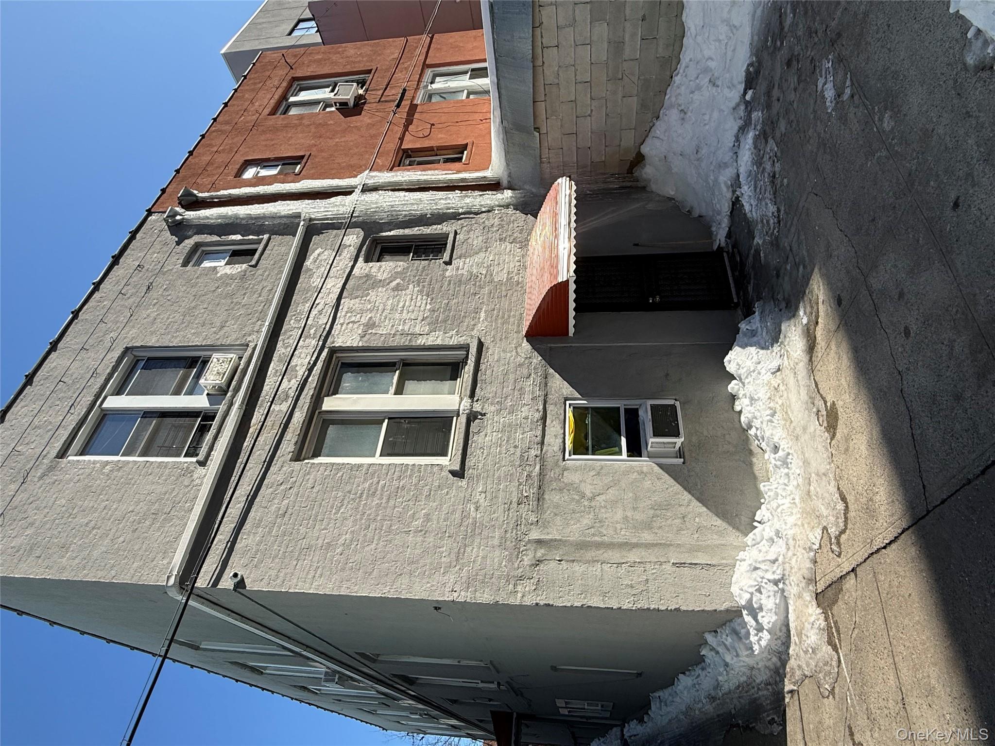 1049 Ward Avenue, Bronx, NY 10472