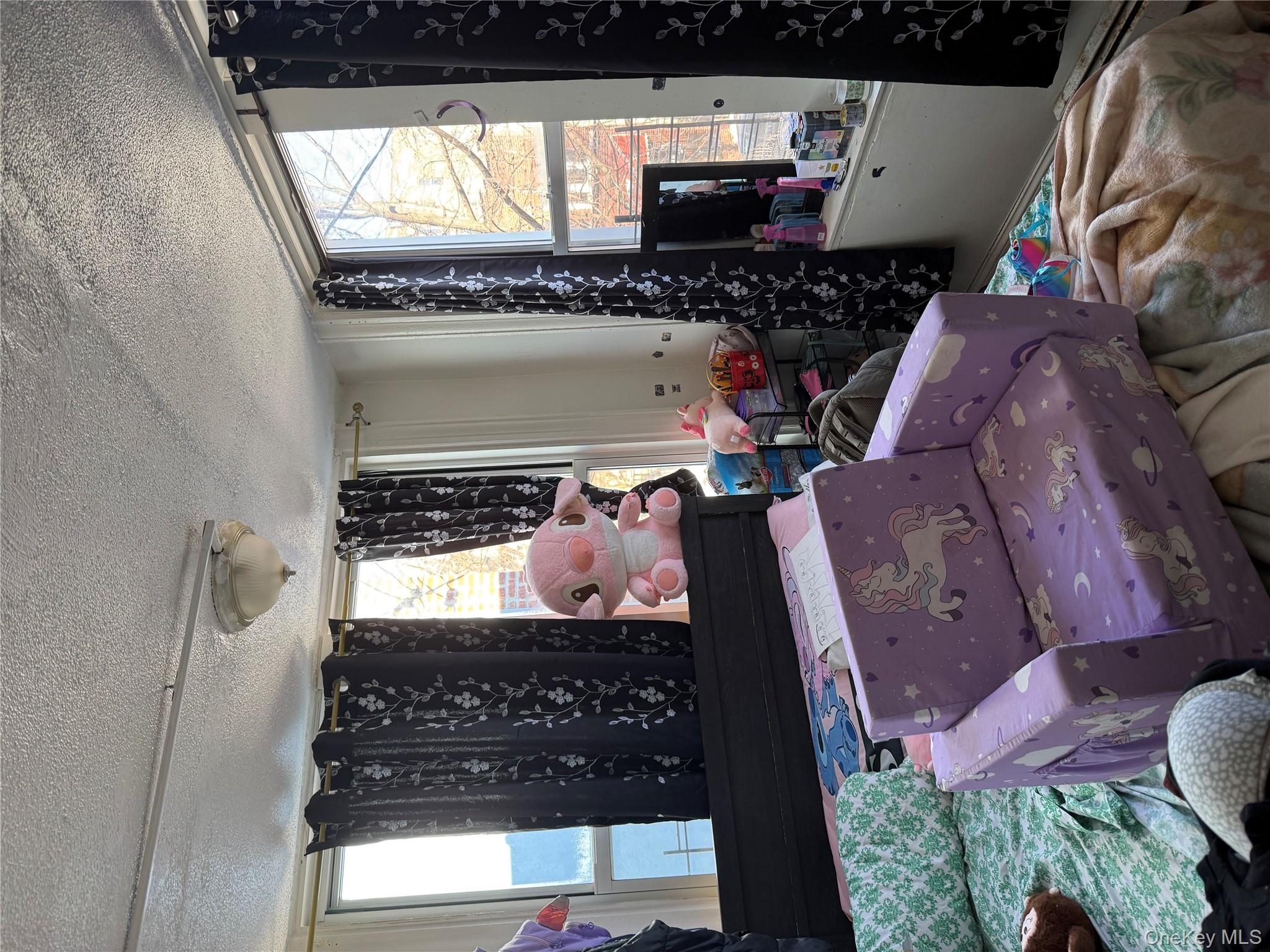 1049 Ward Avenue, Bronx, NY 10472