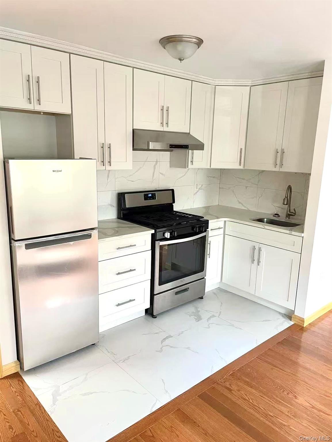 94-27 43rd Ave, Elmhurst, NY 11373