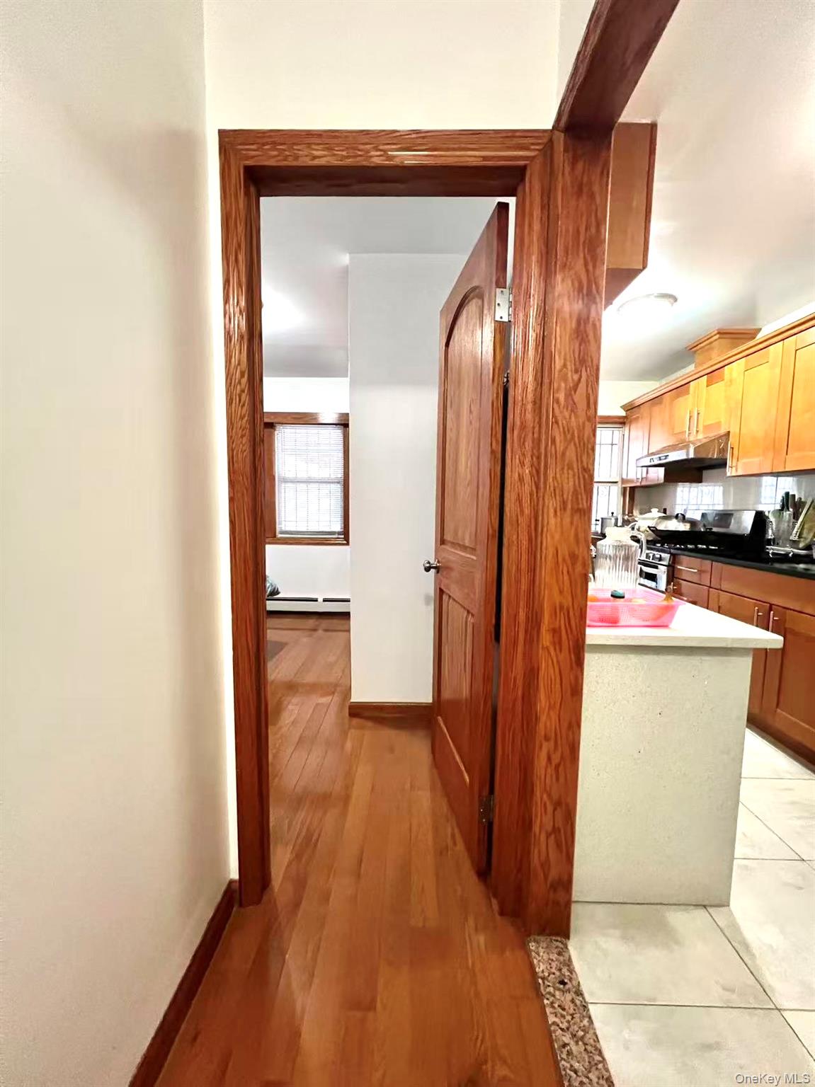 94-27 43rd Ave, Elmhurst, NY 11373