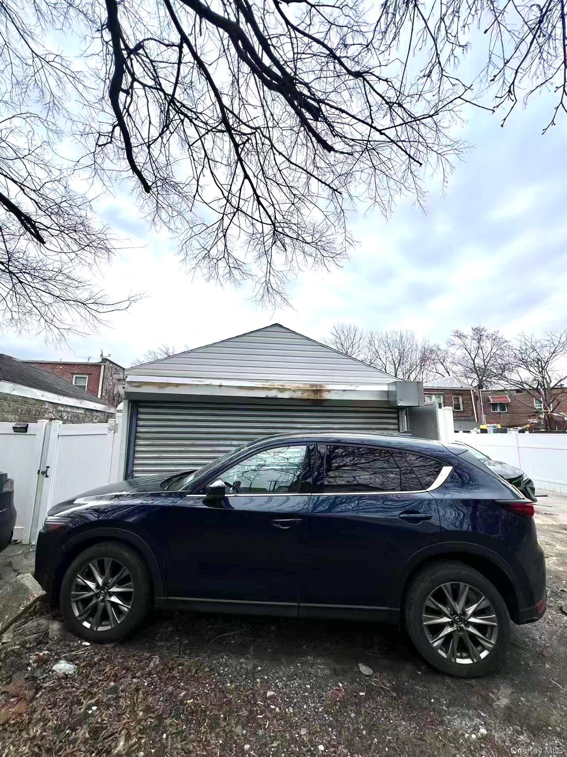 94-27 43rd Ave, Elmhurst, NY 11373