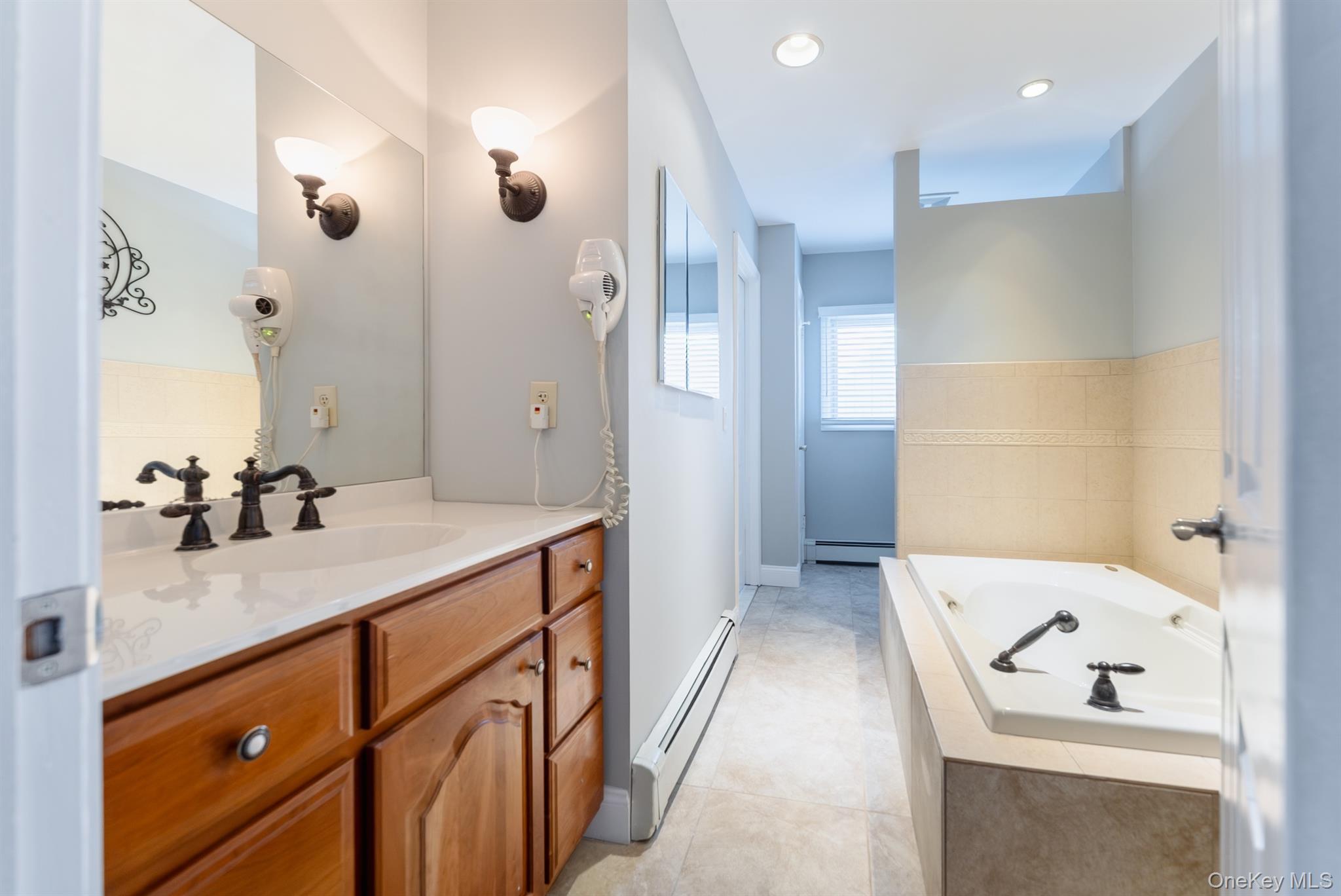 10 Rondout Harbor, Port Ewen, NY 12466