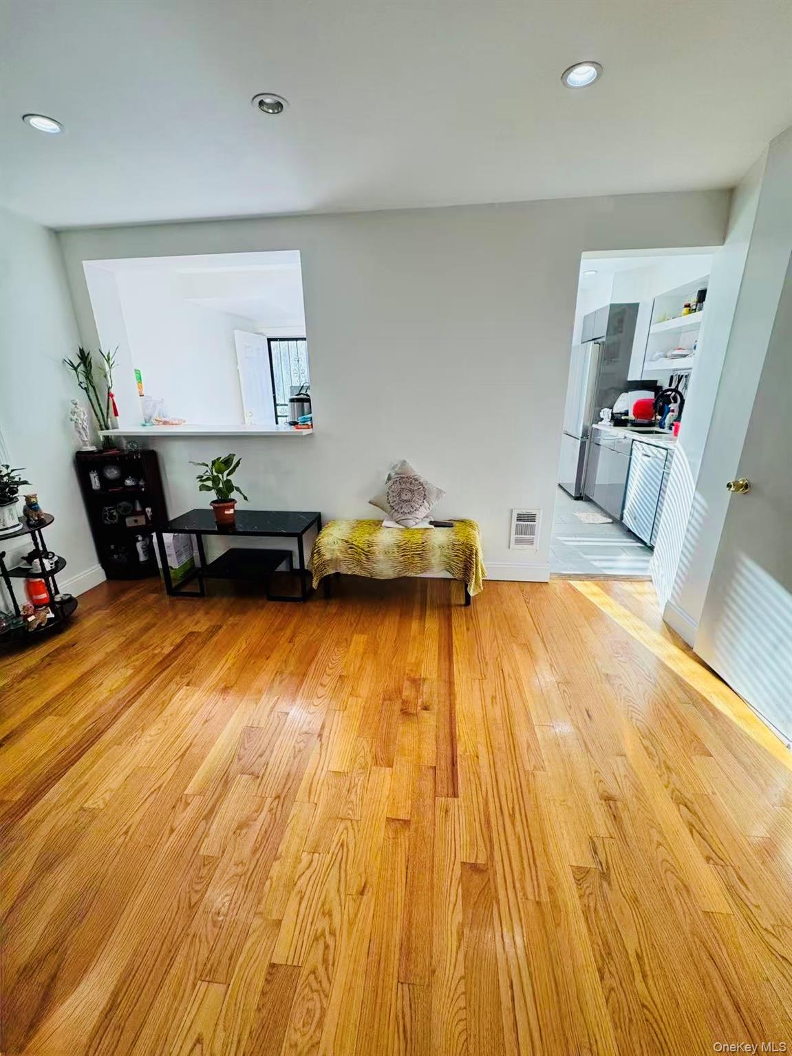 8936 90th Street, Woodhaven, NY 11421