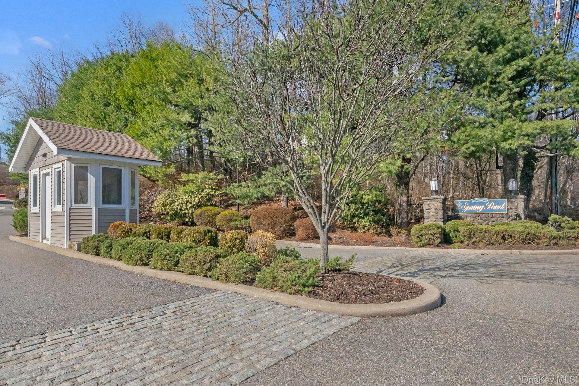 1 Spring Pond Drive # 1, Ossining, NY 10562