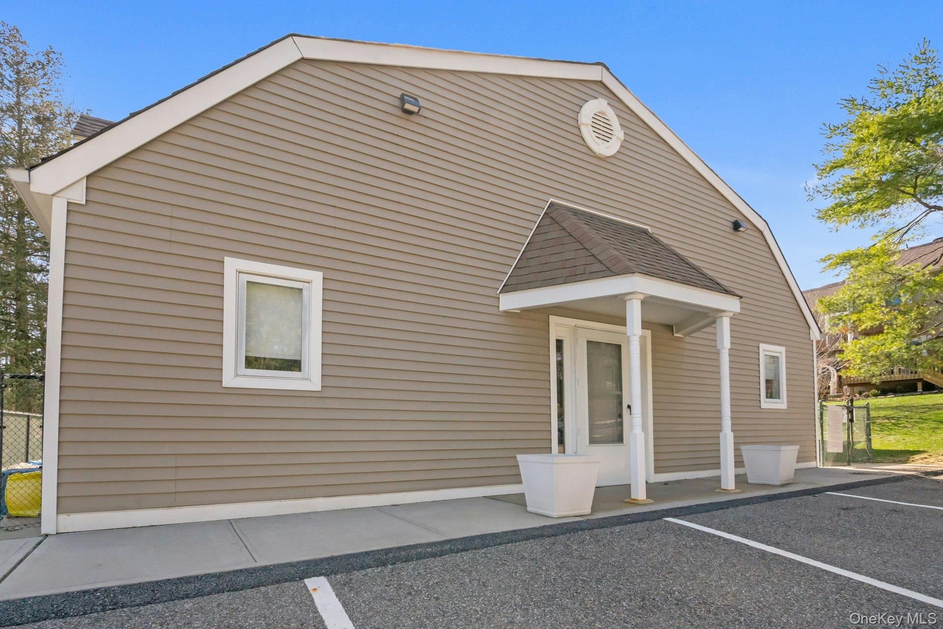 1 Spring Pond Drive # 1, Ossining, NY 10562