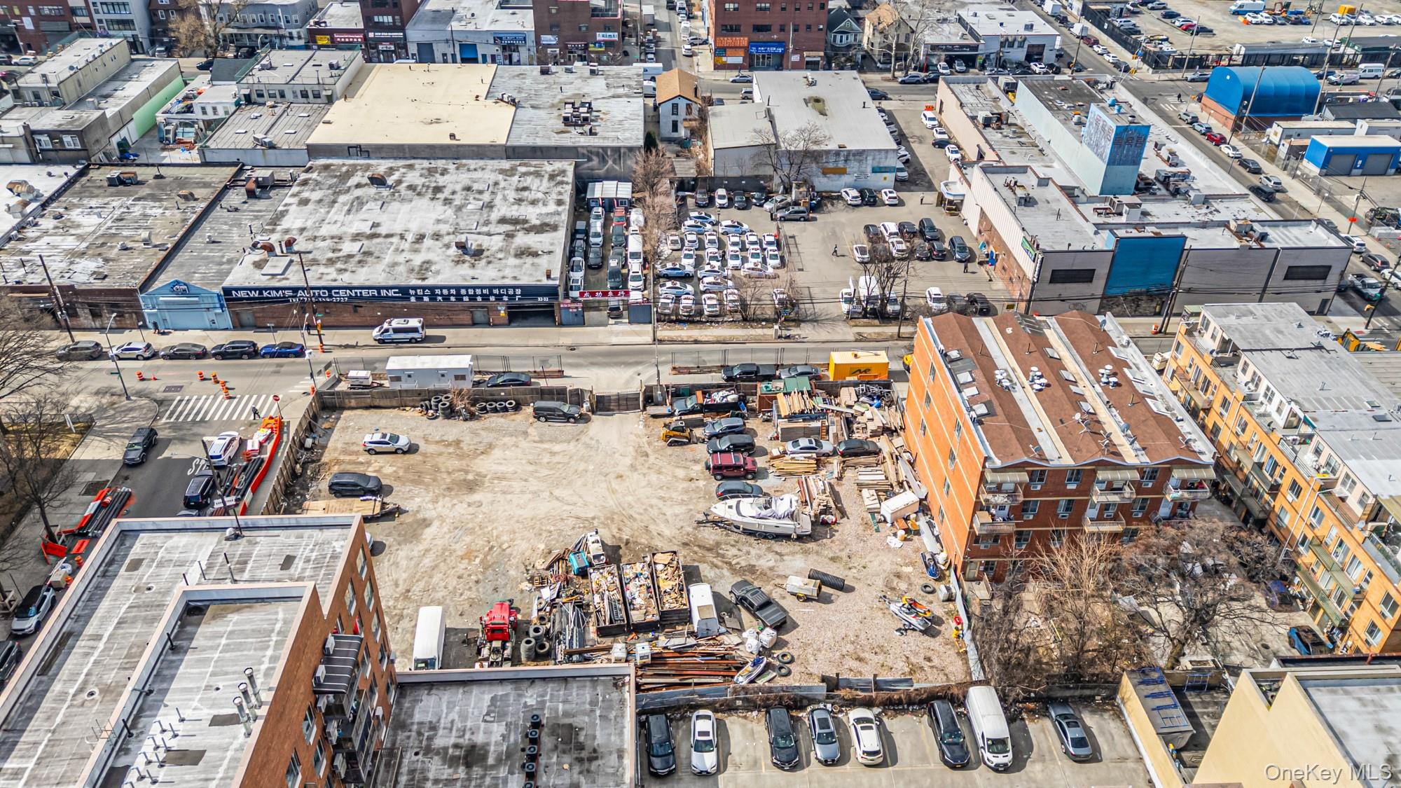 32-19 Linden Place, Flushing, NY 11354