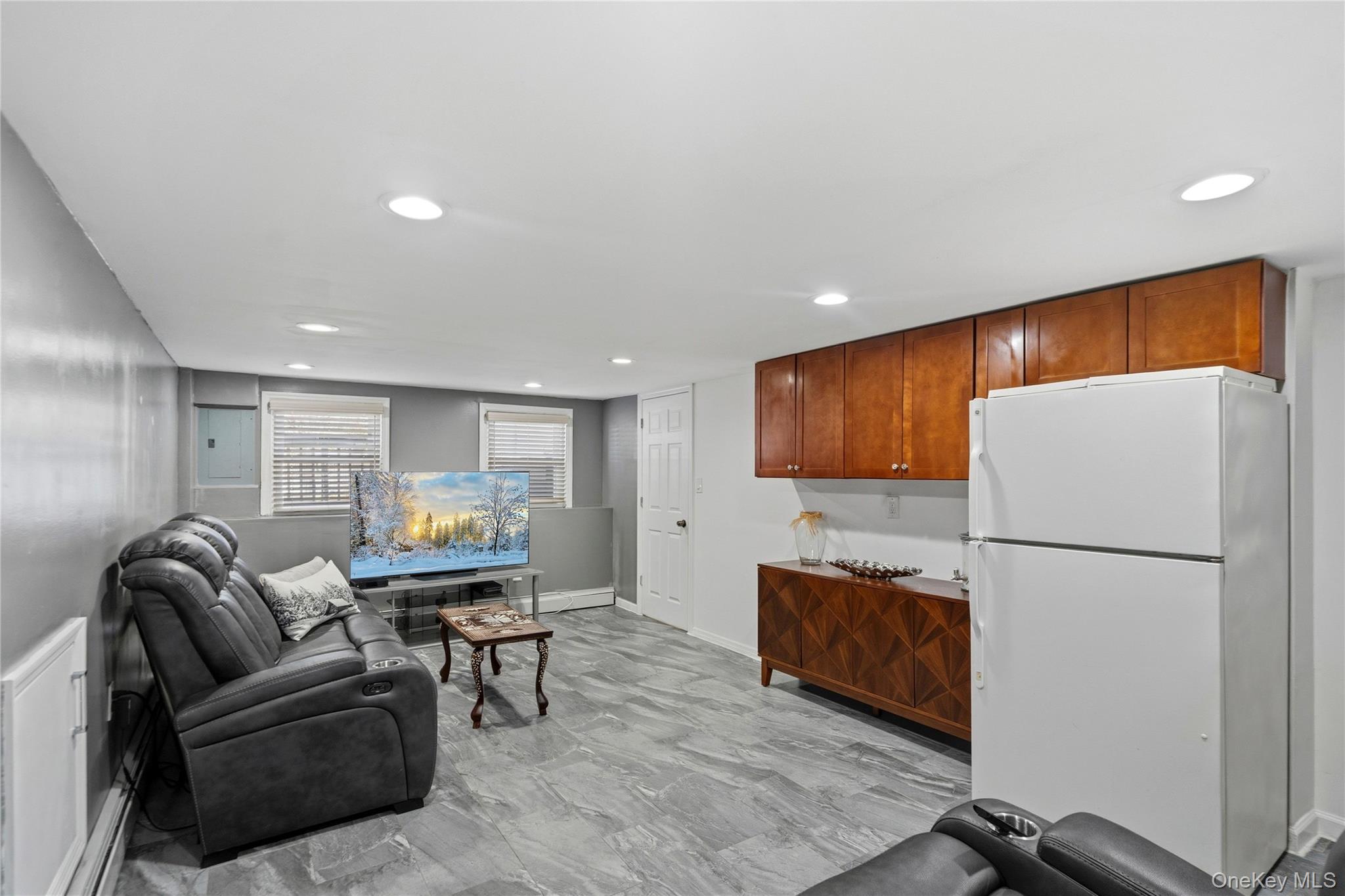 70 Forest Road, Valley Stream, NY 11581