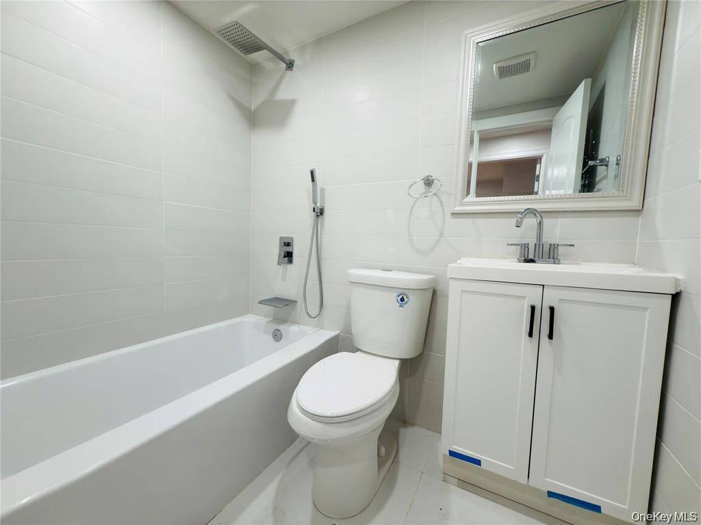 1170 Havemeyer Avenue, Bronx, NY 10461